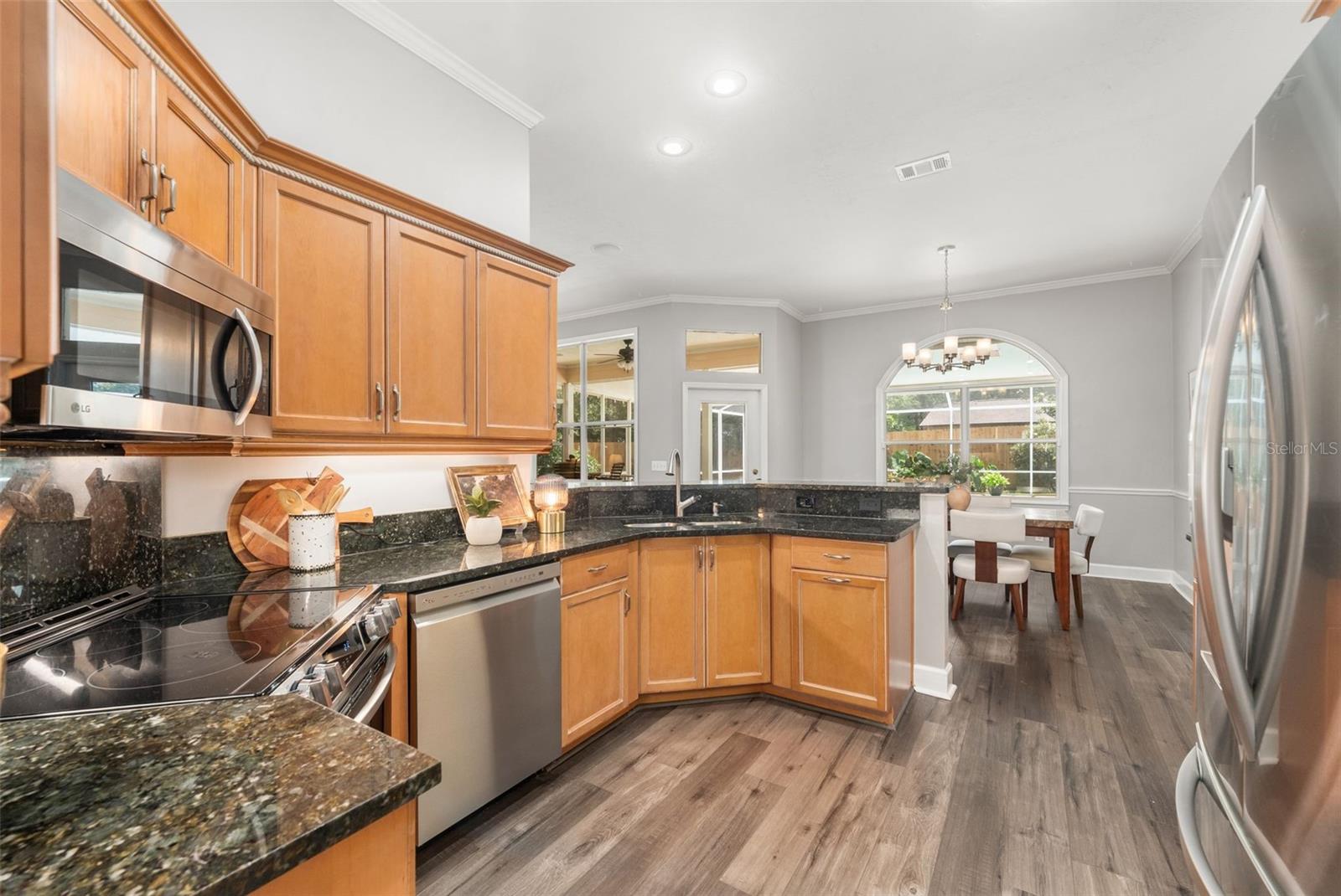 OAK CREST ESTATE ADD #3 - Residential