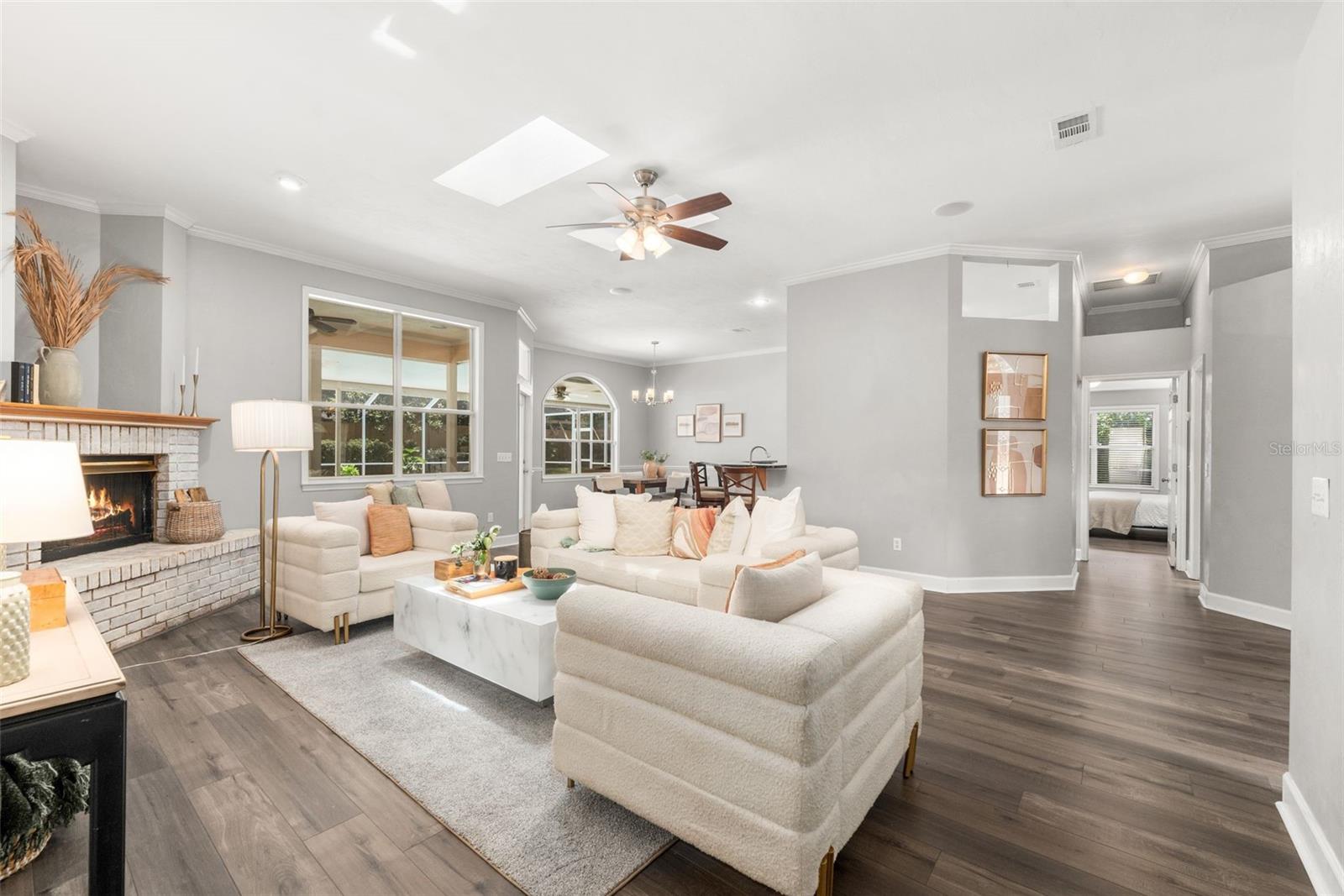 OAK CREST ESTATE ADD #3 - Residential