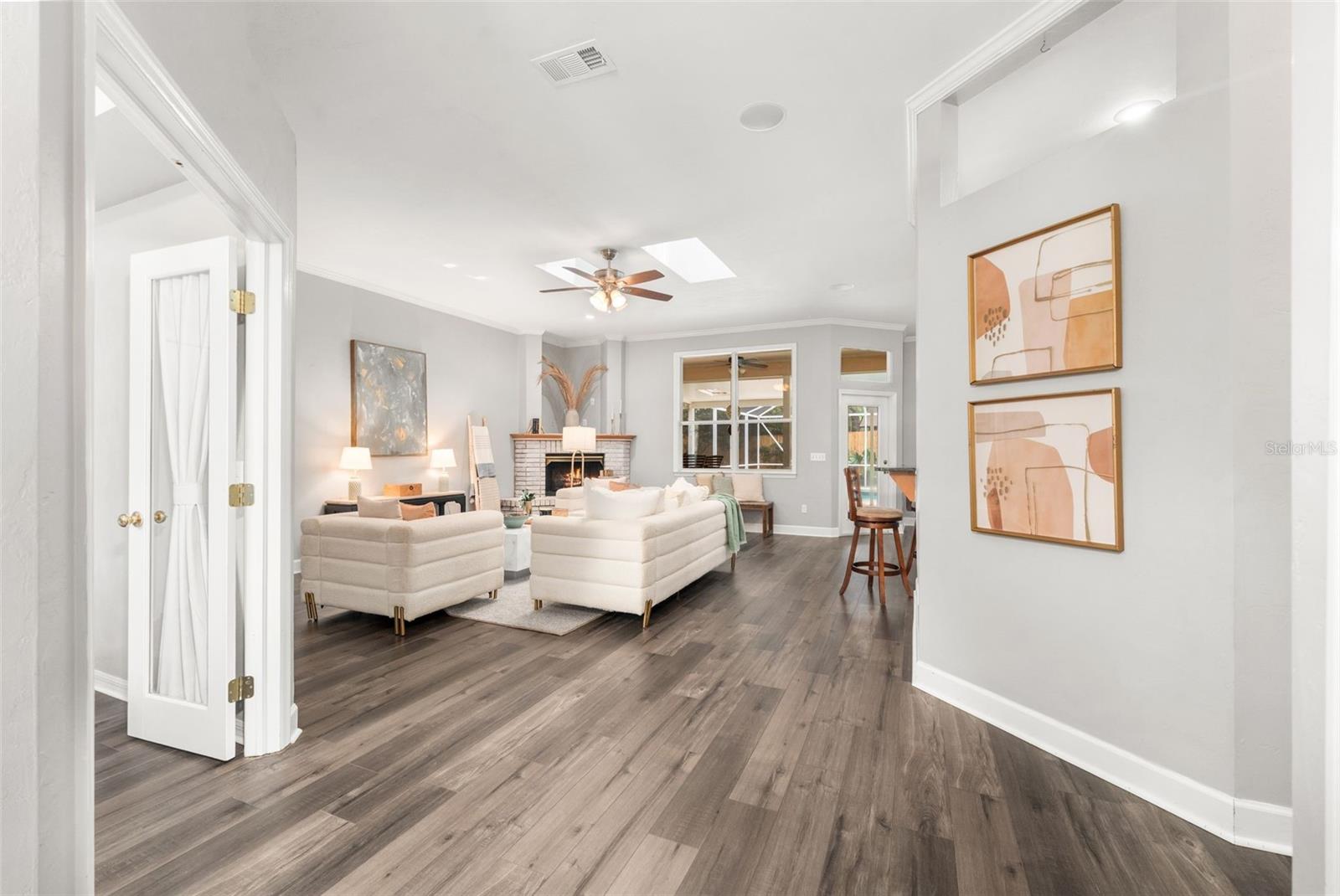 OAK CREST ESTATE ADD #3 - Residential