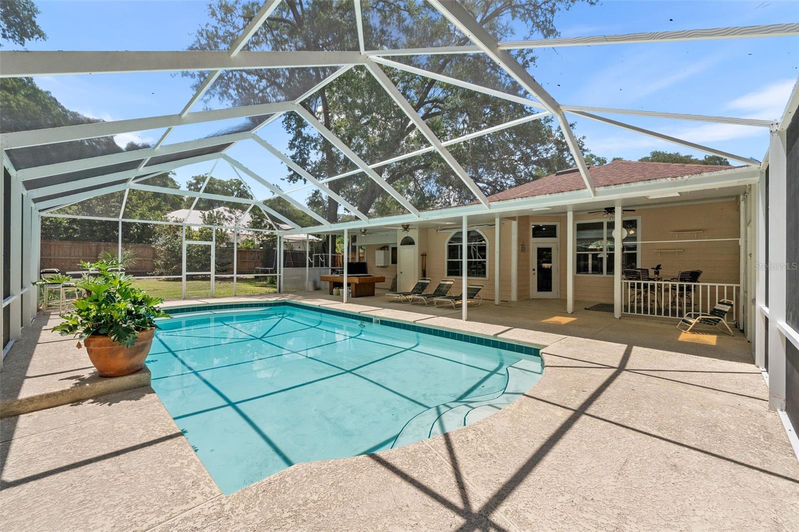 OAK CREST ESTATE ADD #3 - Residential