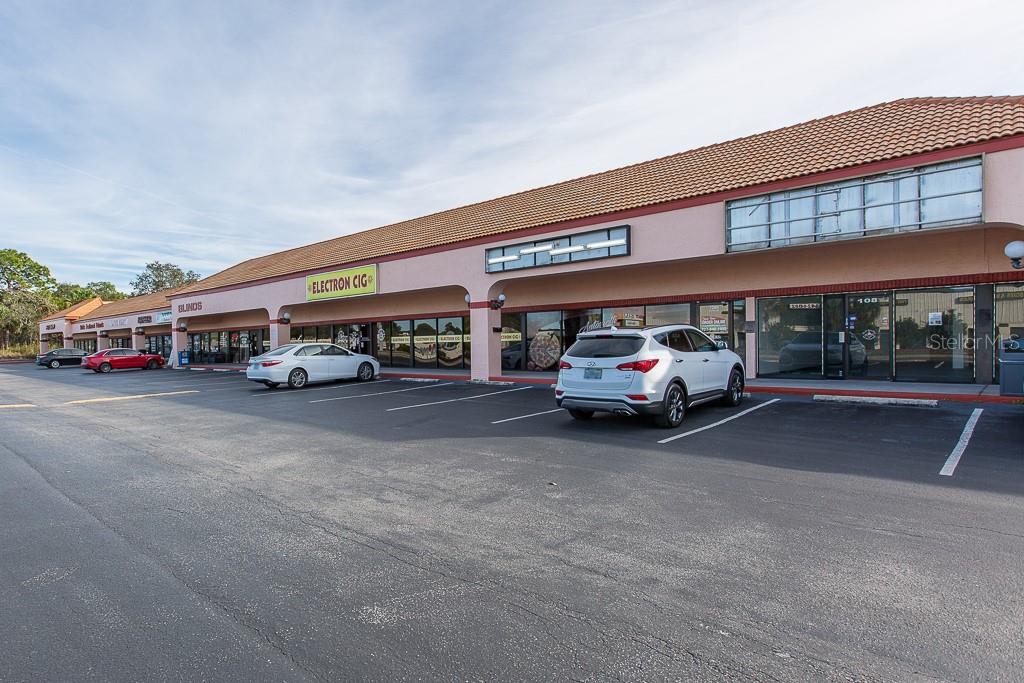PORT RICHEY LAND CO SUB - Commercial Lease