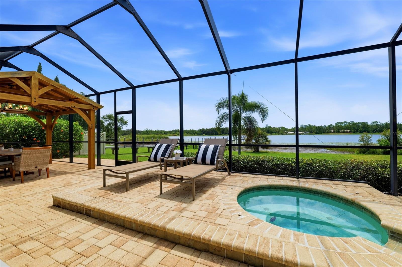 CHAUTAUQUA LAKE ESTATES - Residential