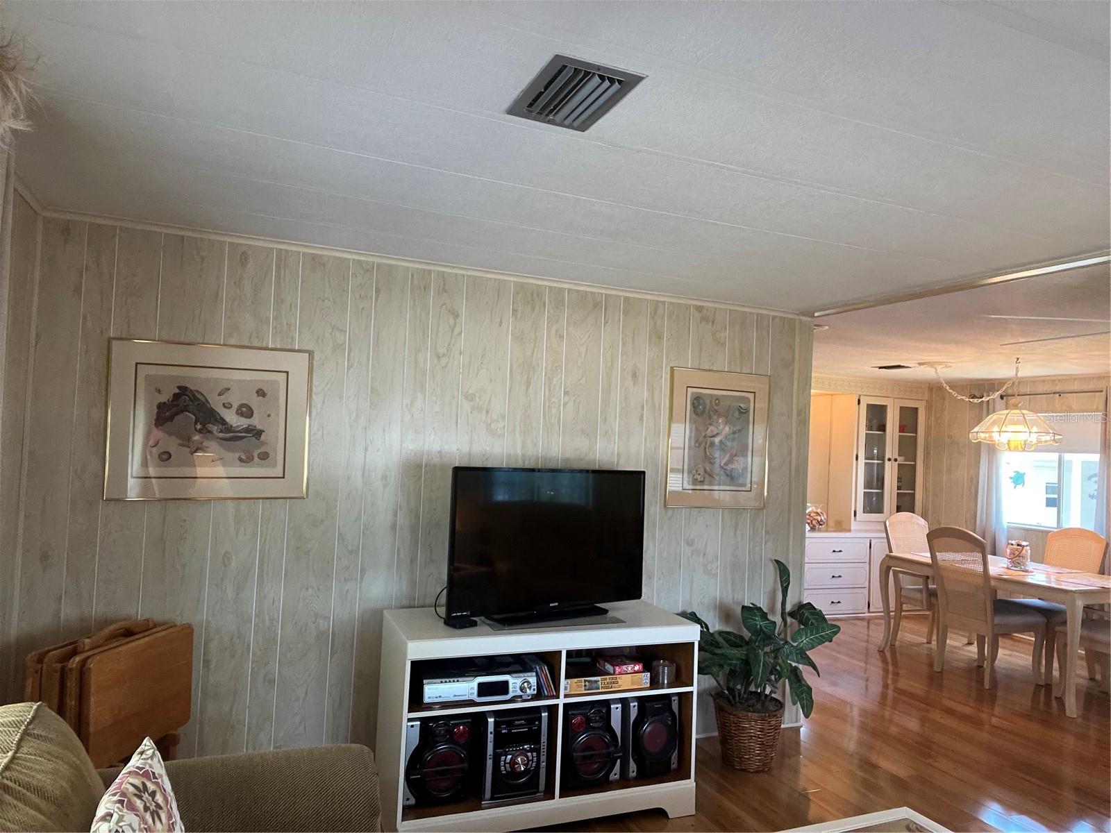 VENICE ISLE - Residential