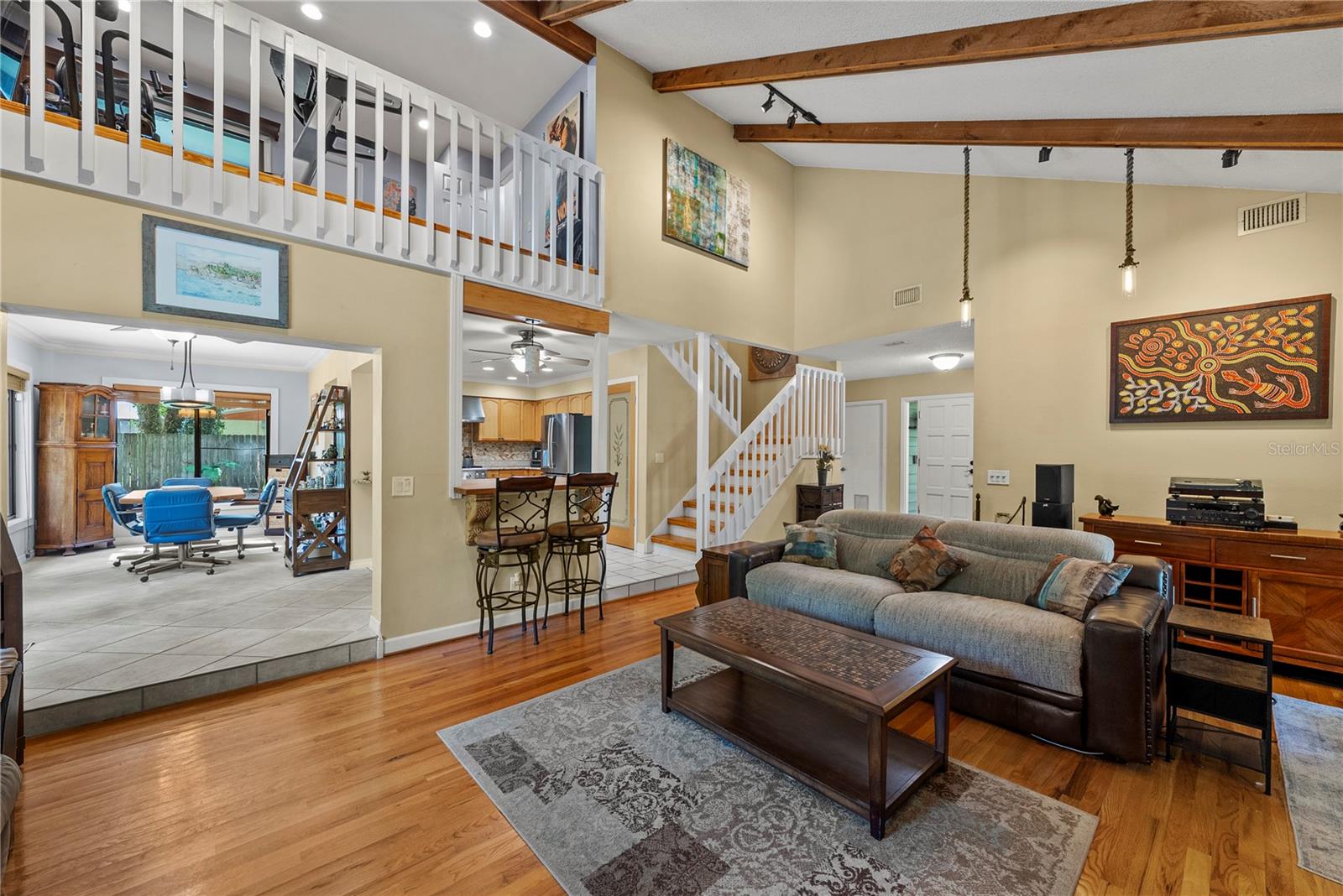 LIVINGSTON OAKS - Residential