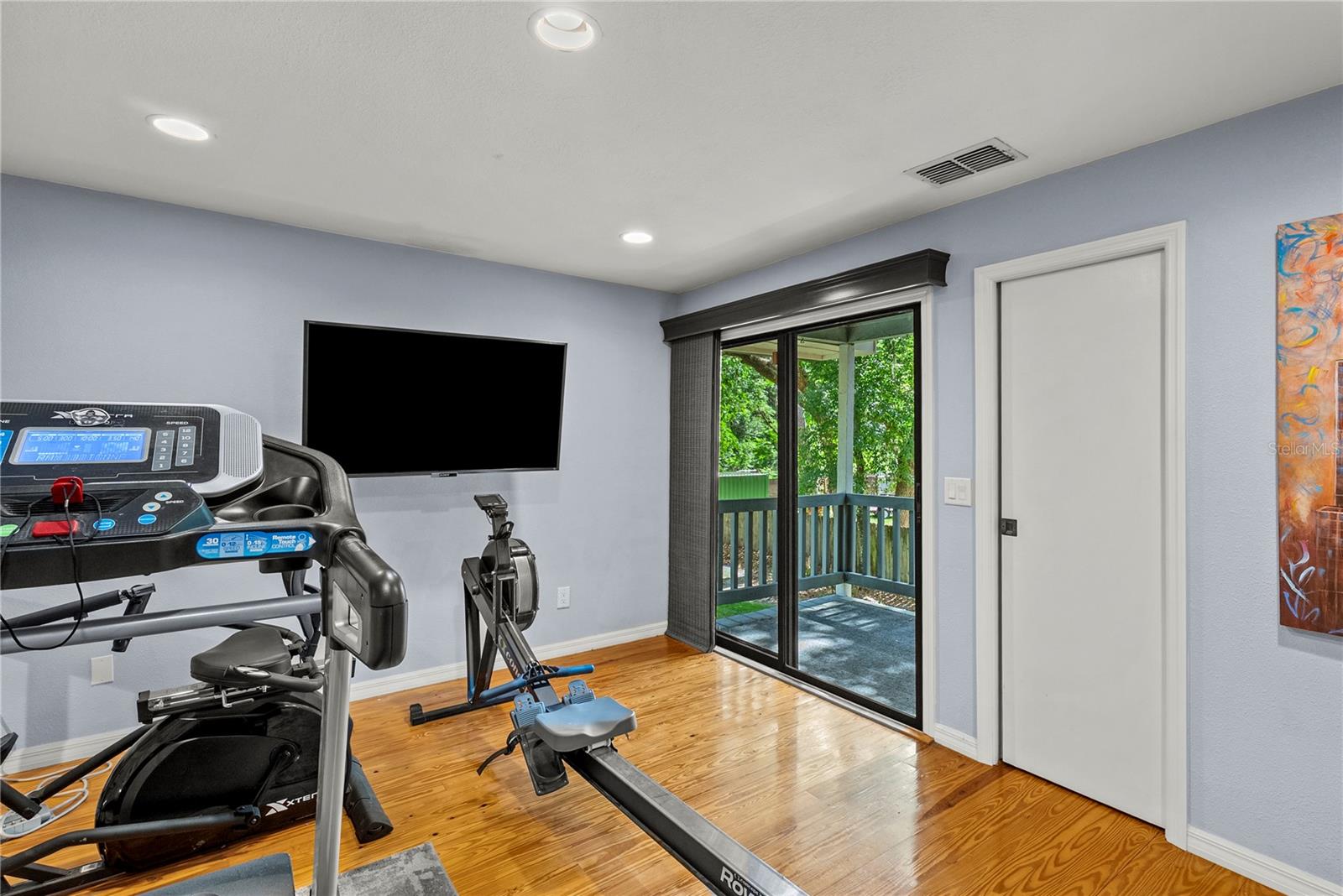 LIVINGSTON OAKS - Residential
