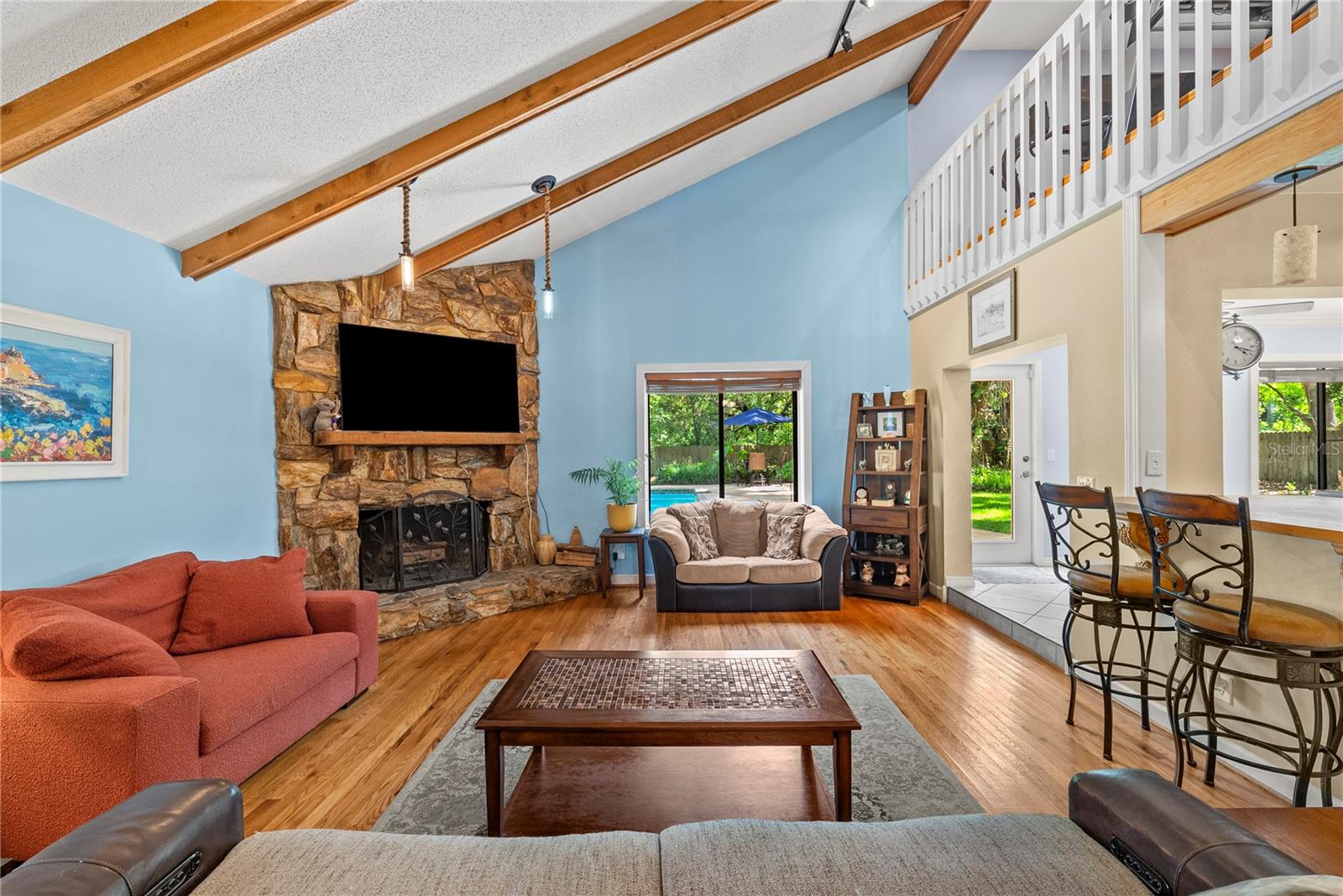 LIVINGSTON OAKS - Residential