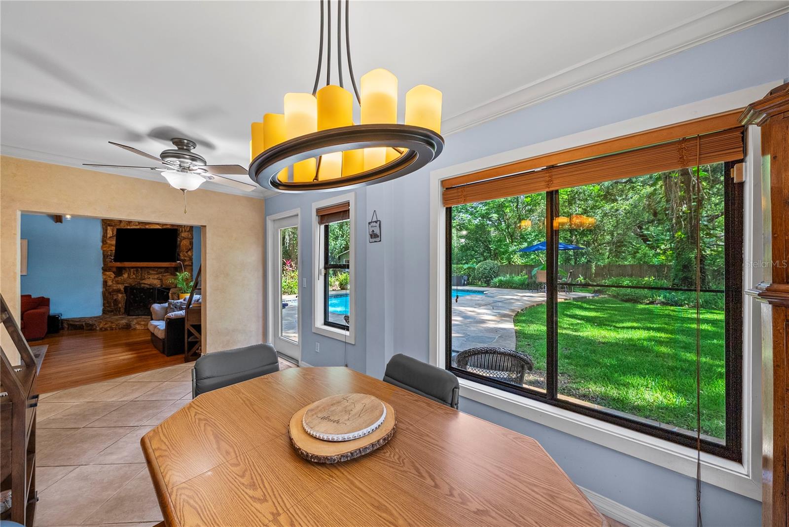 LIVINGSTON OAKS - Residential