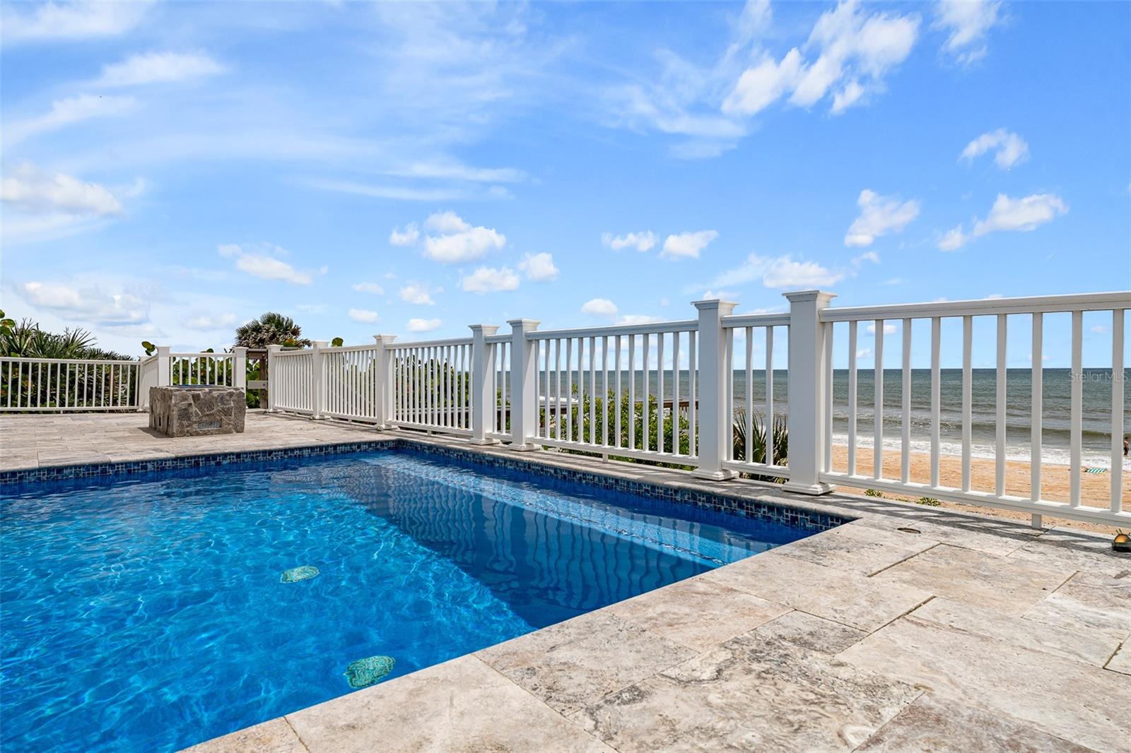 TRITON BCH - Residential