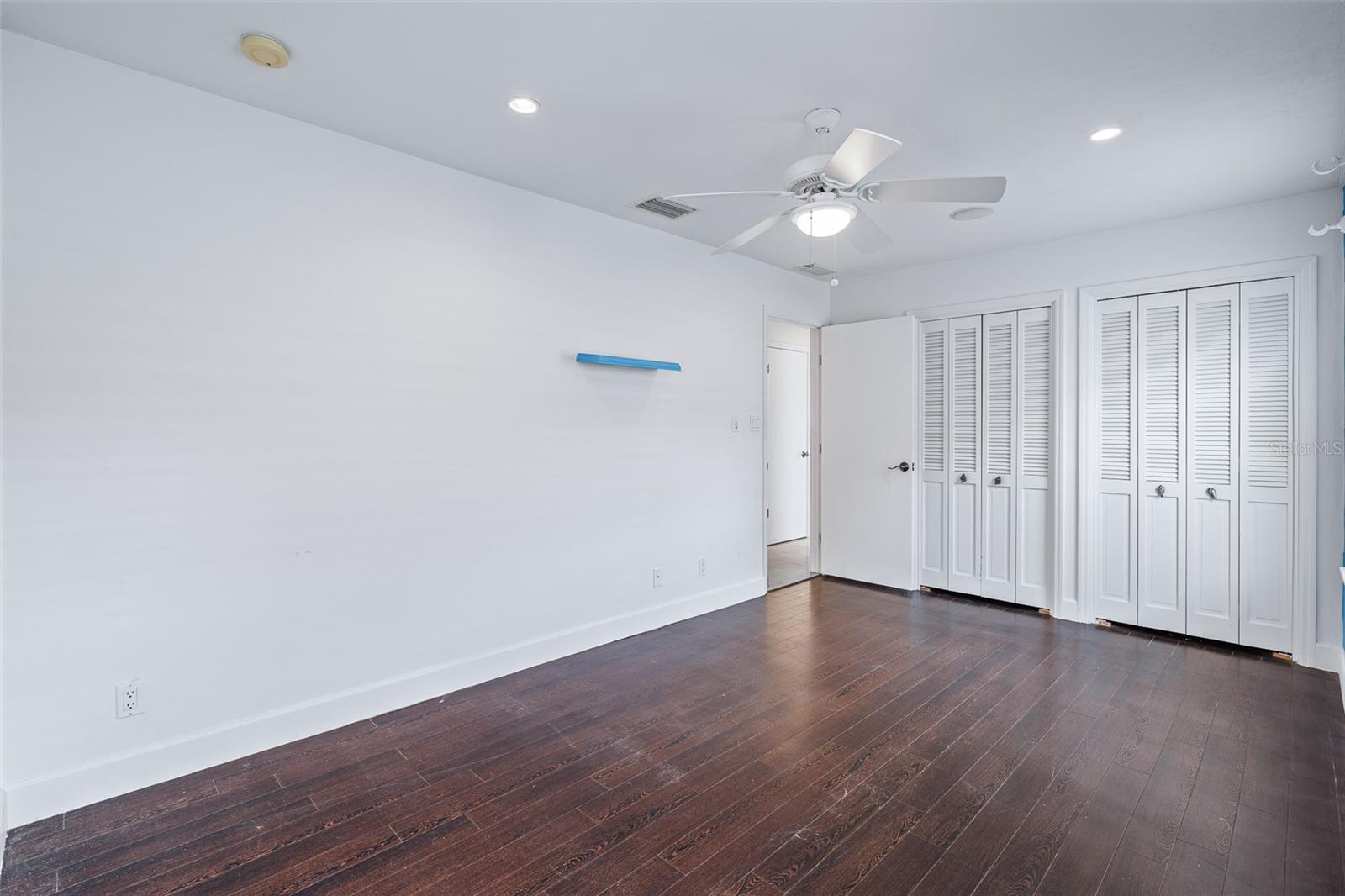 TRITON BCH - Residential