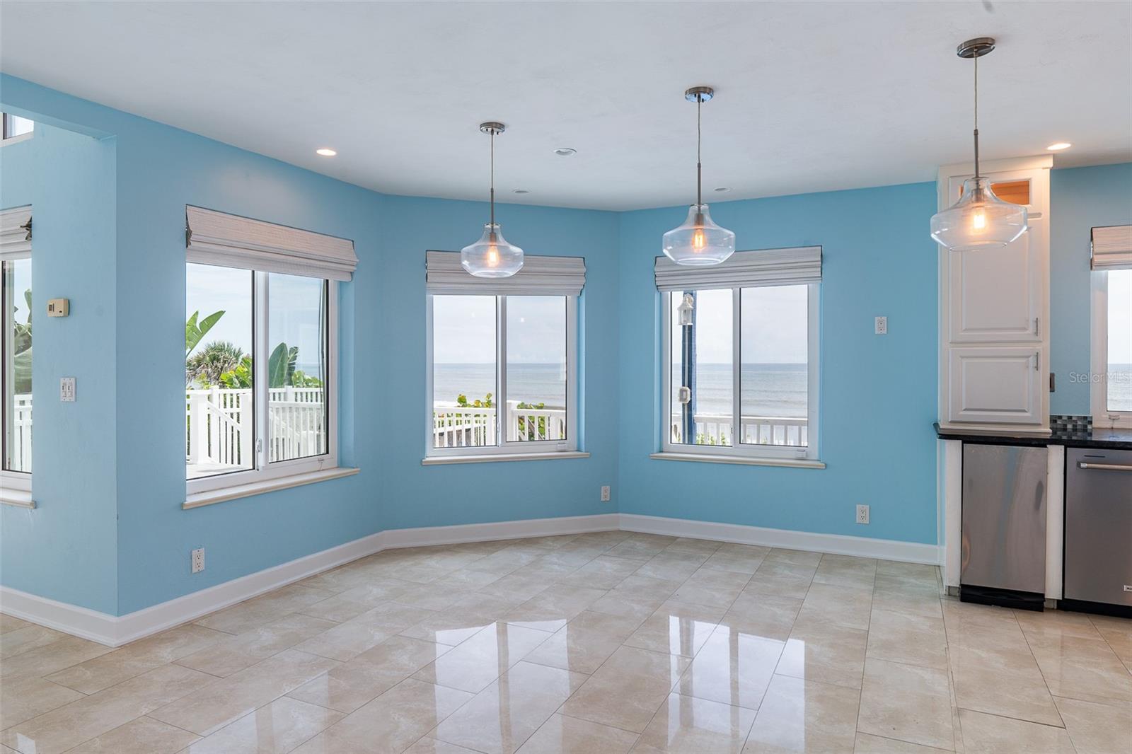 TRITON BCH - Residential