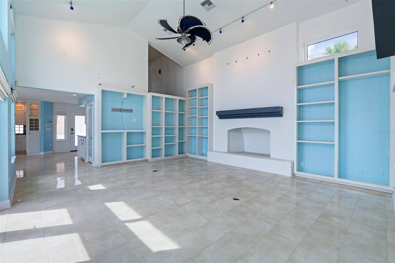TRITON BCH - Residential
