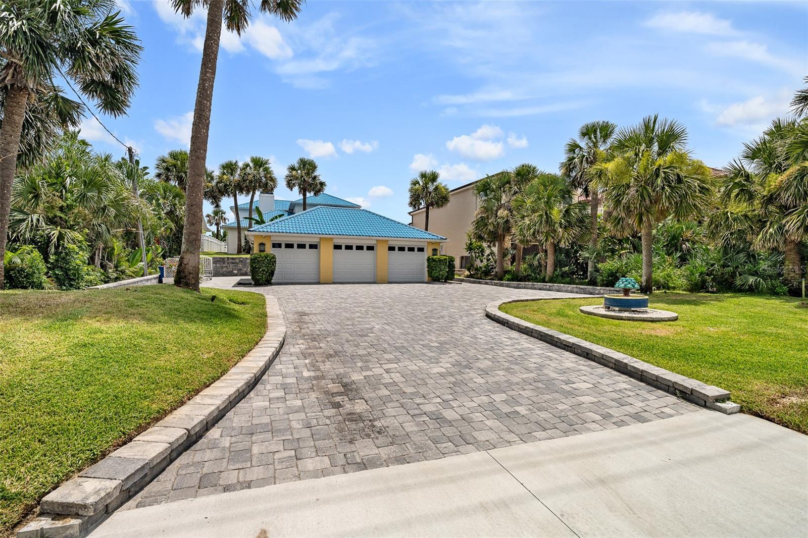 TRITON BCH - Residential