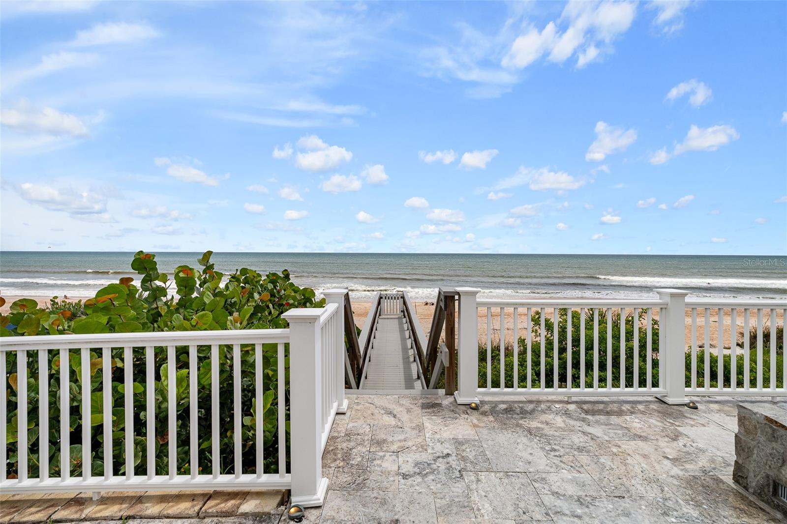TRITON BCH - Residential