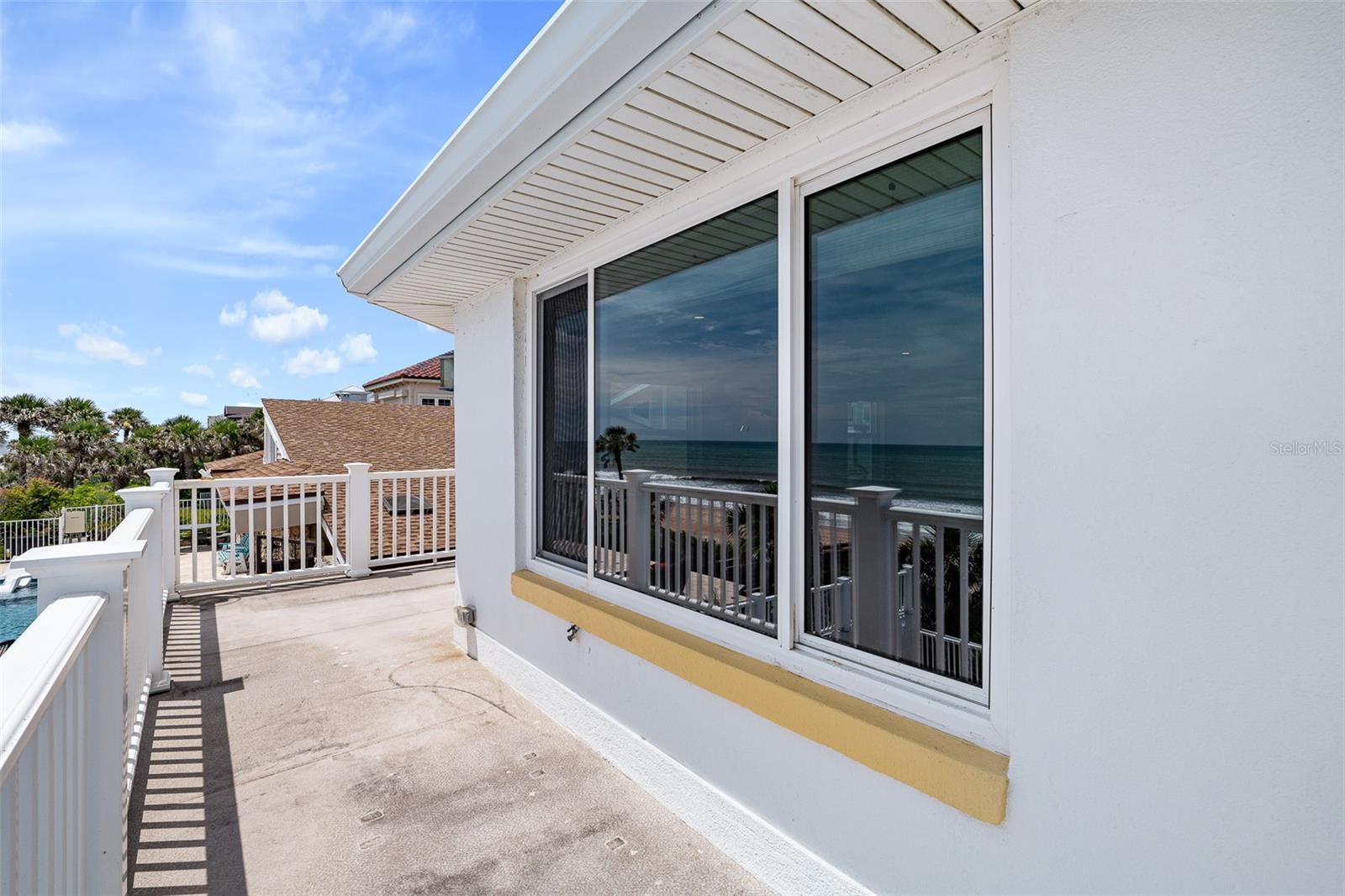 TRITON BCH - Residential