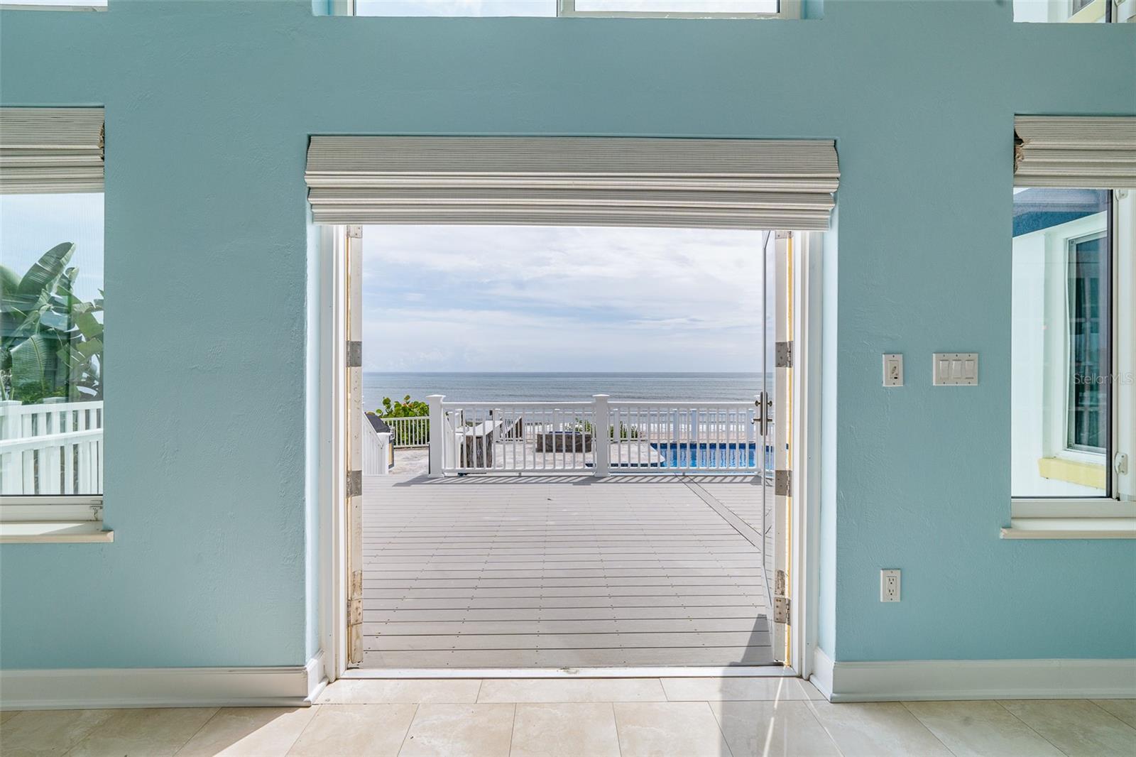 TRITON BCH - Residential