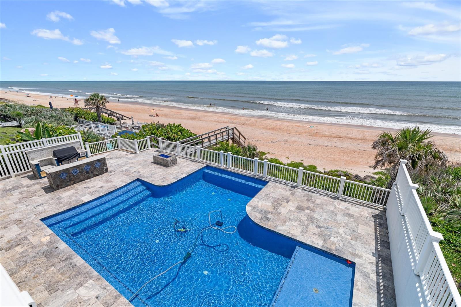 TRITON BCH - Residential
