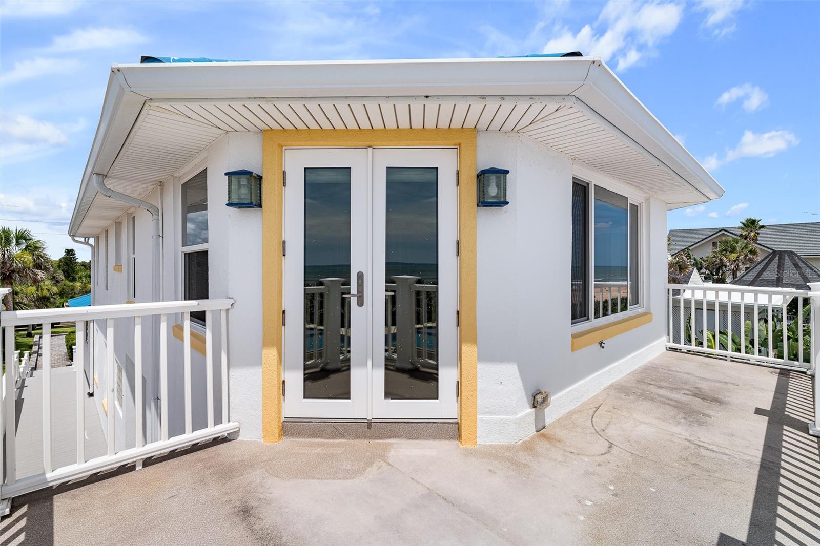 TRITON BCH - Residential