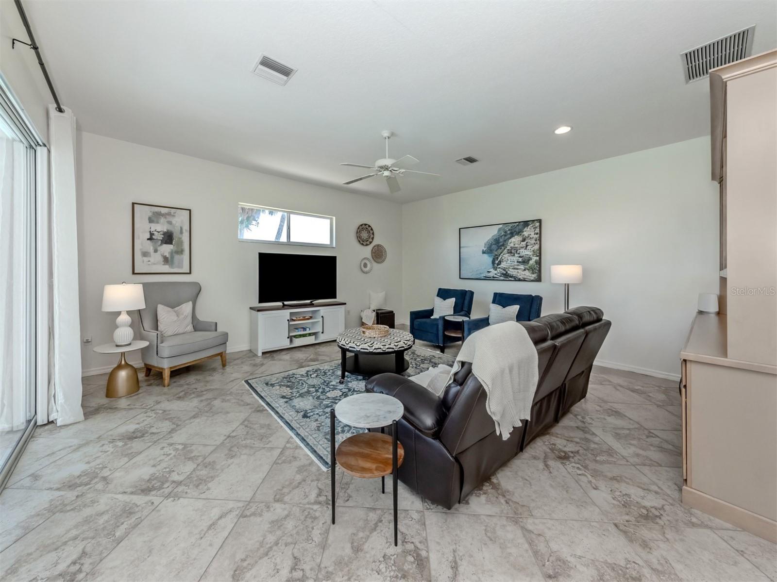 WATERFORD - Residential