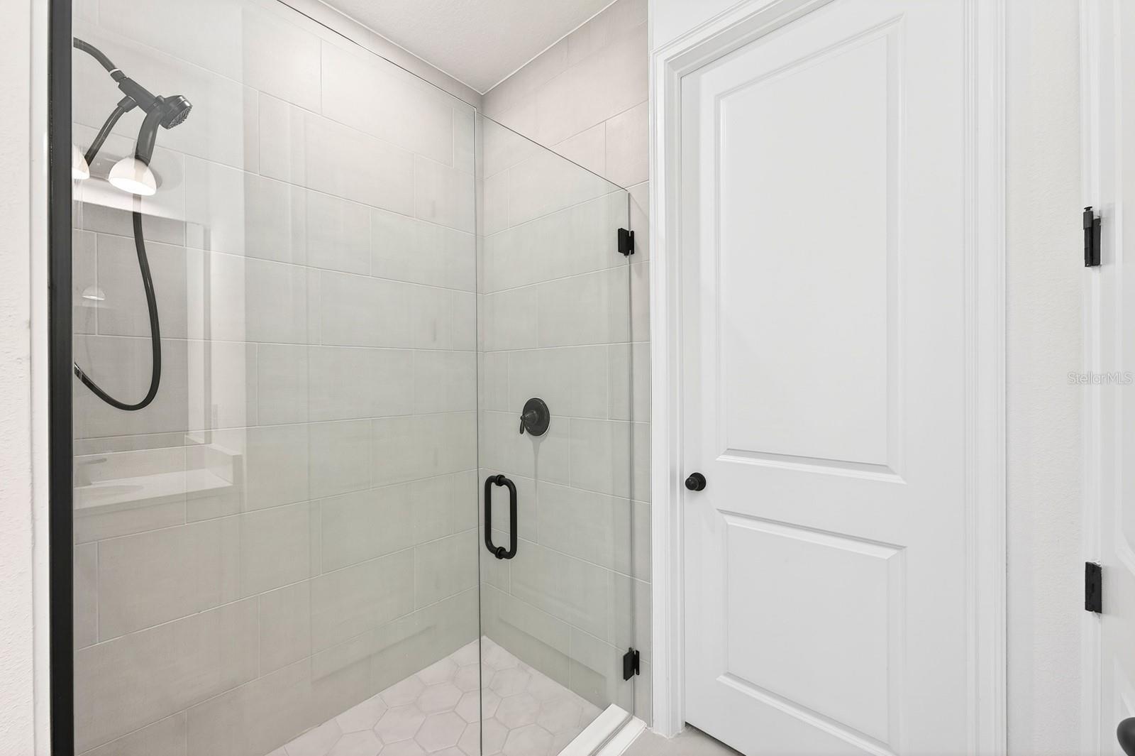 HAMPTON OAKS - Residential