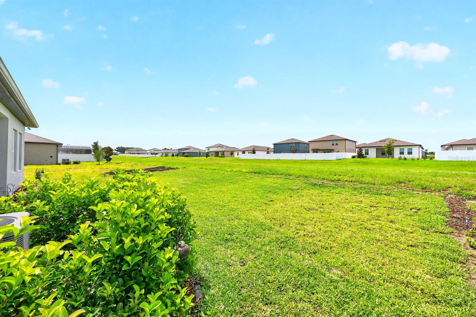 HAMPTON OAKS - Residential