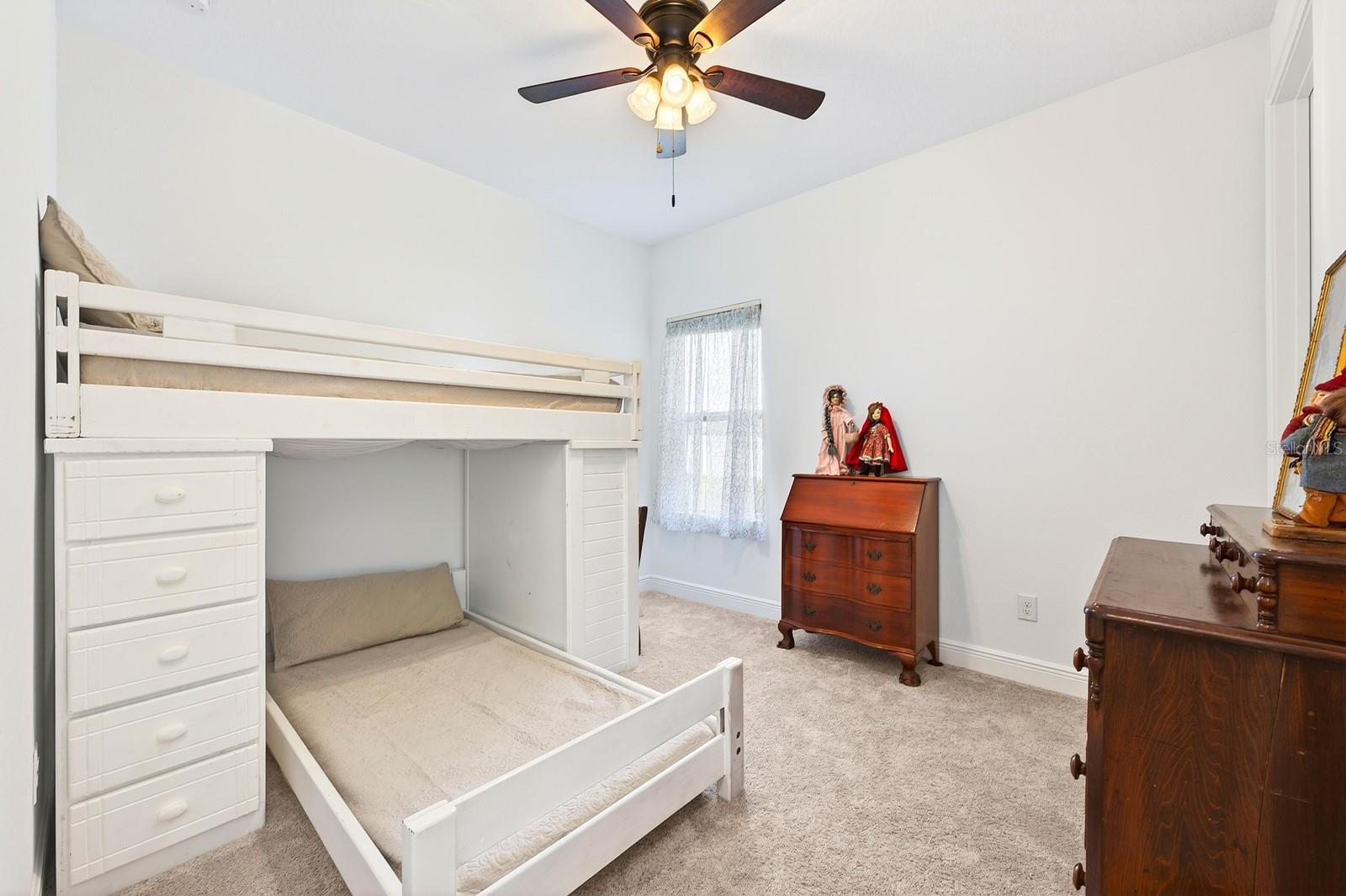HAMPTON OAKS - Residential