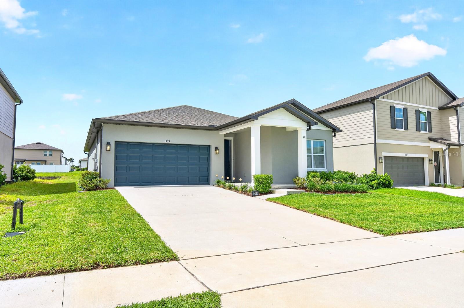 HAMPTON OAKS - Residential