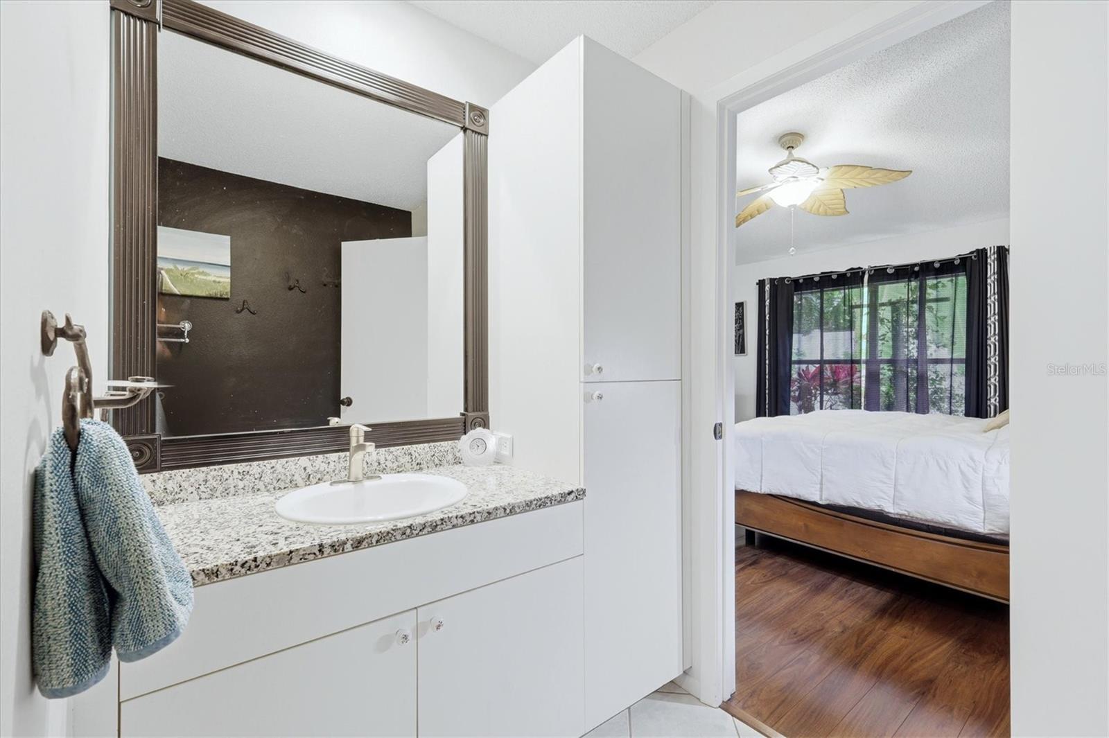LESLIE PARK - Residential