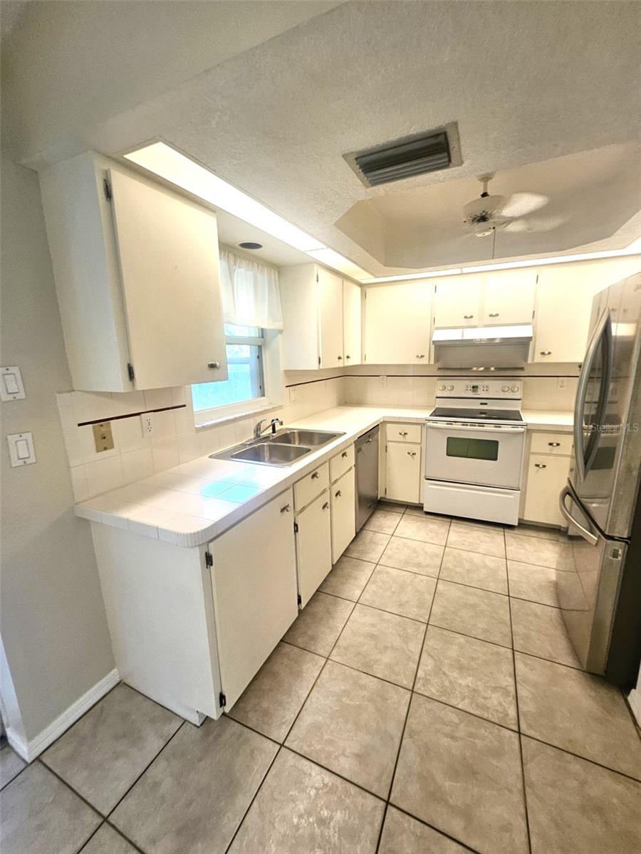PORT CHARLOTTE SEC 013 - Residential Lease