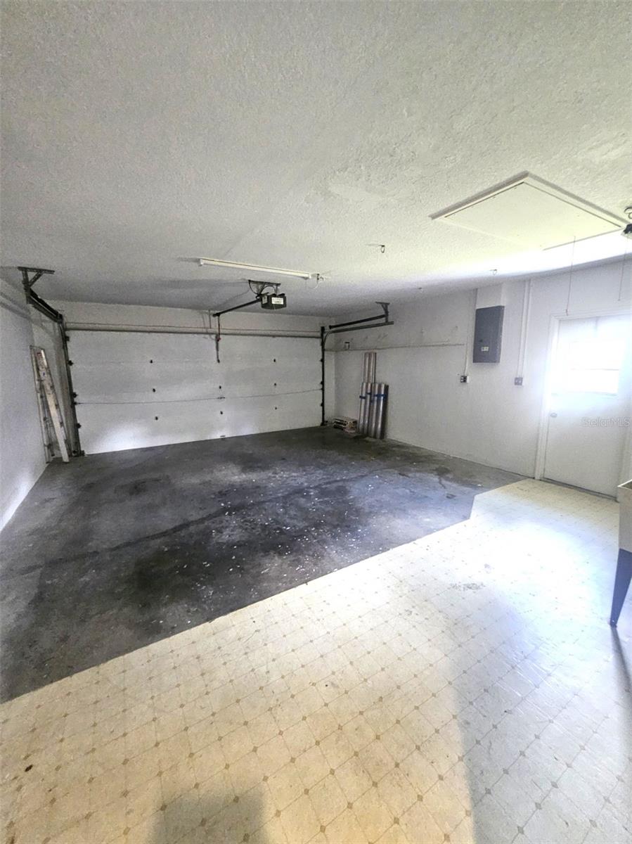 PORT CHARLOTTE SEC 013 - Residential Lease