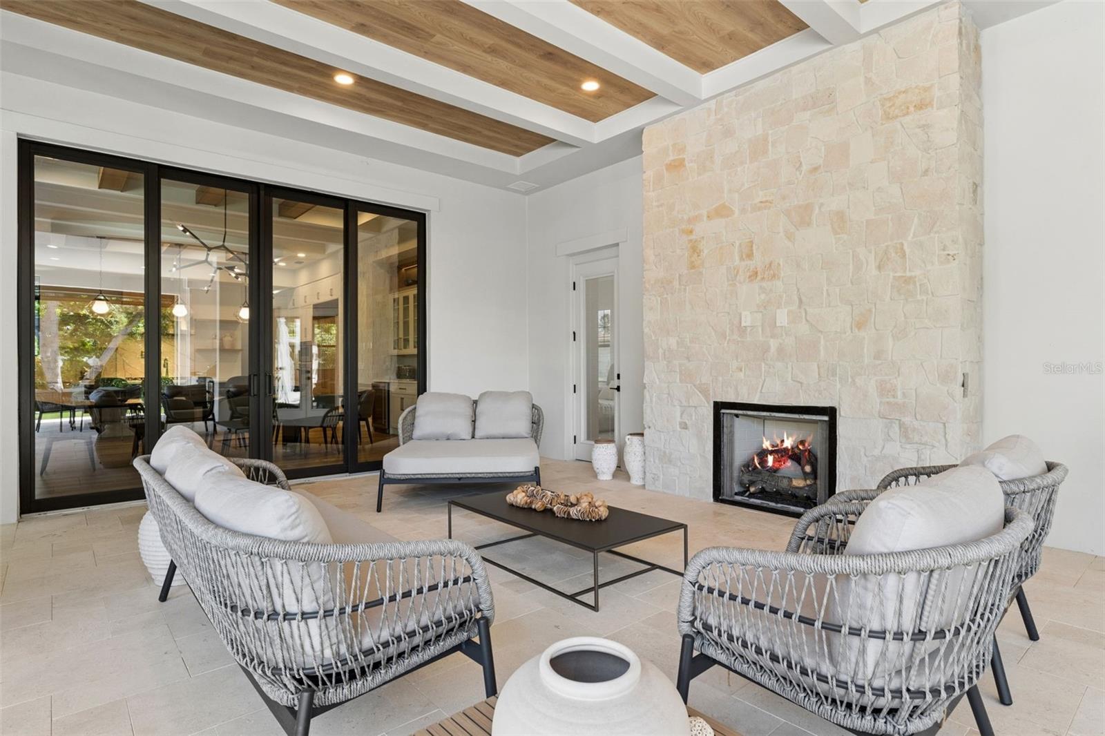 BELLA COLLINA ADD - Residential