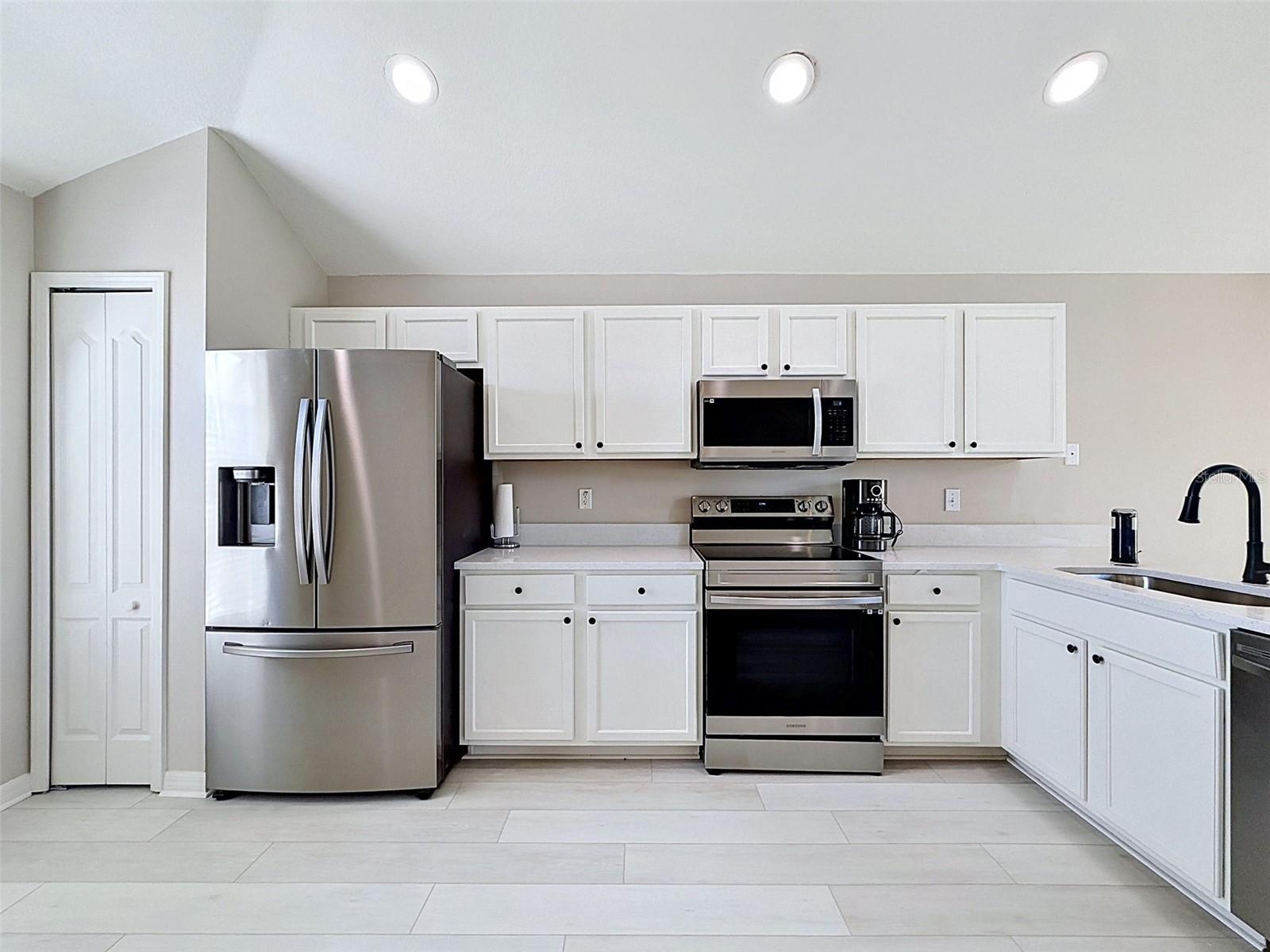 CRESTVIEW HILLS - Residential