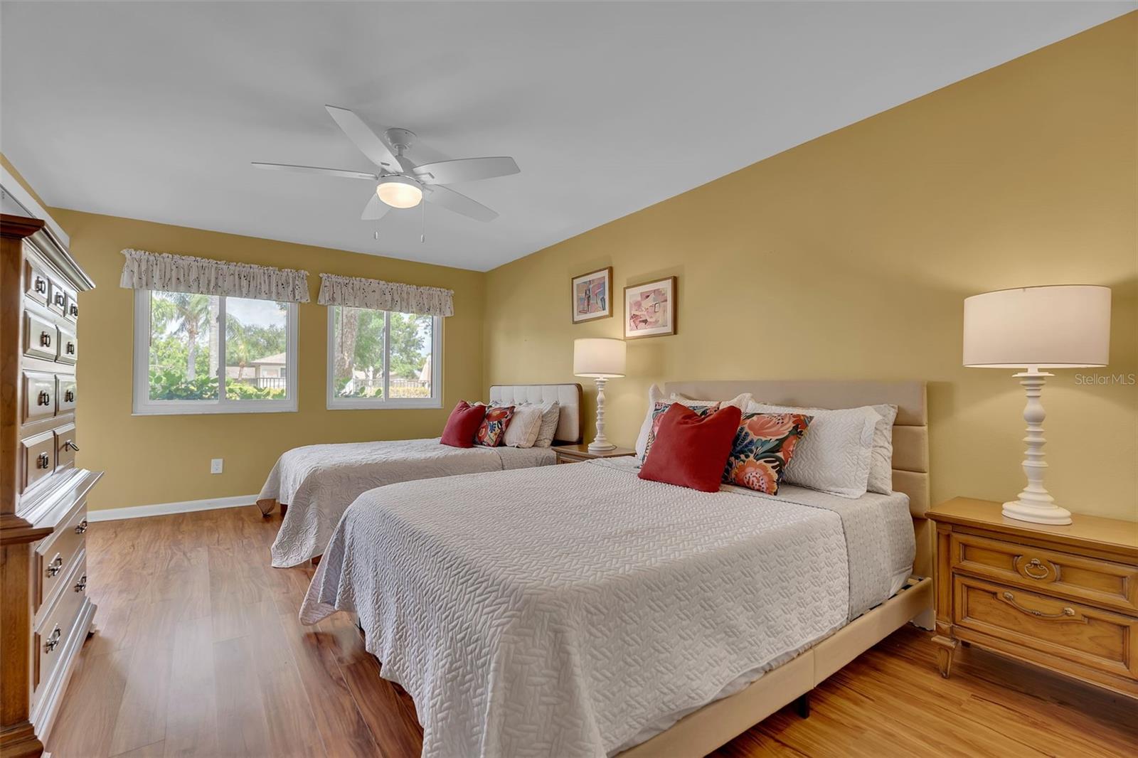LONGWATER CHASE - Residential