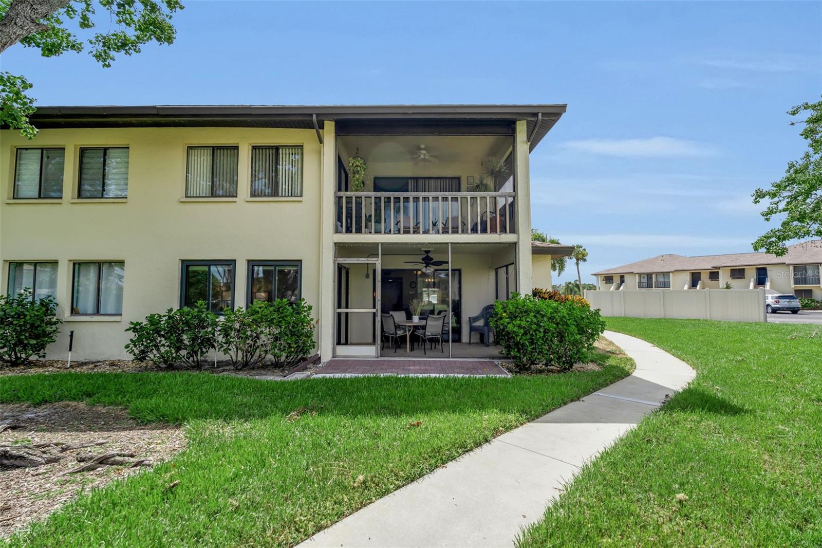 LONGWATER CHASE - Residential