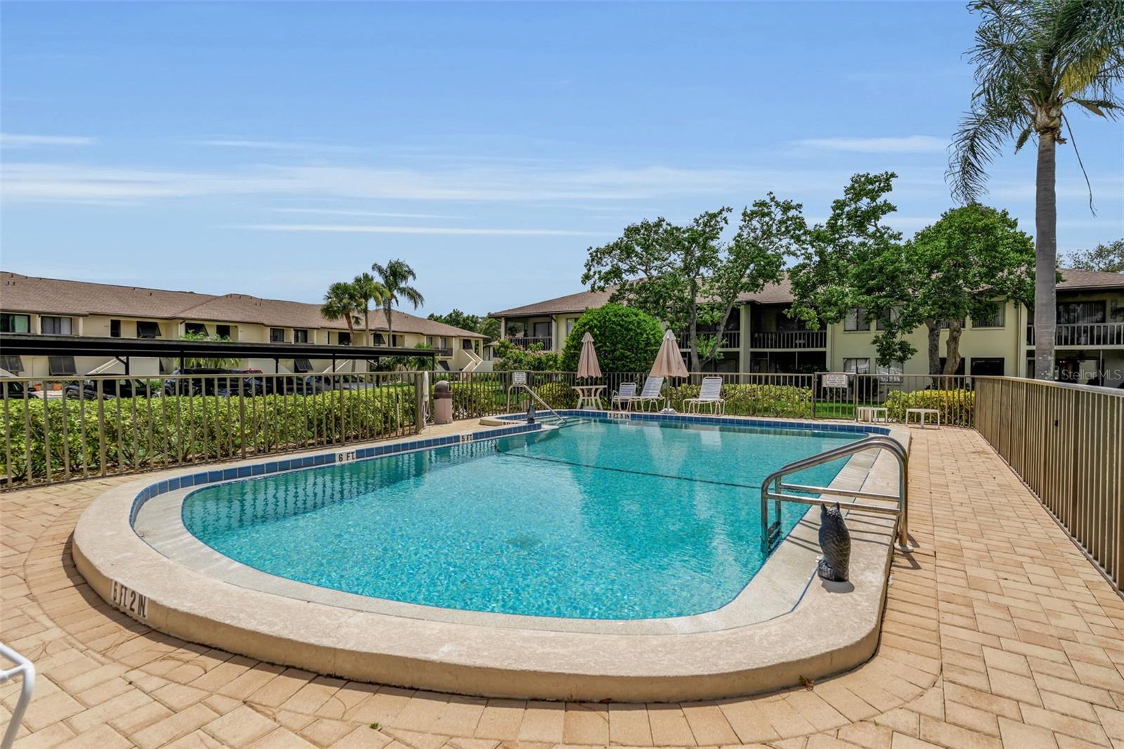 LONGWATER CHASE - Residential