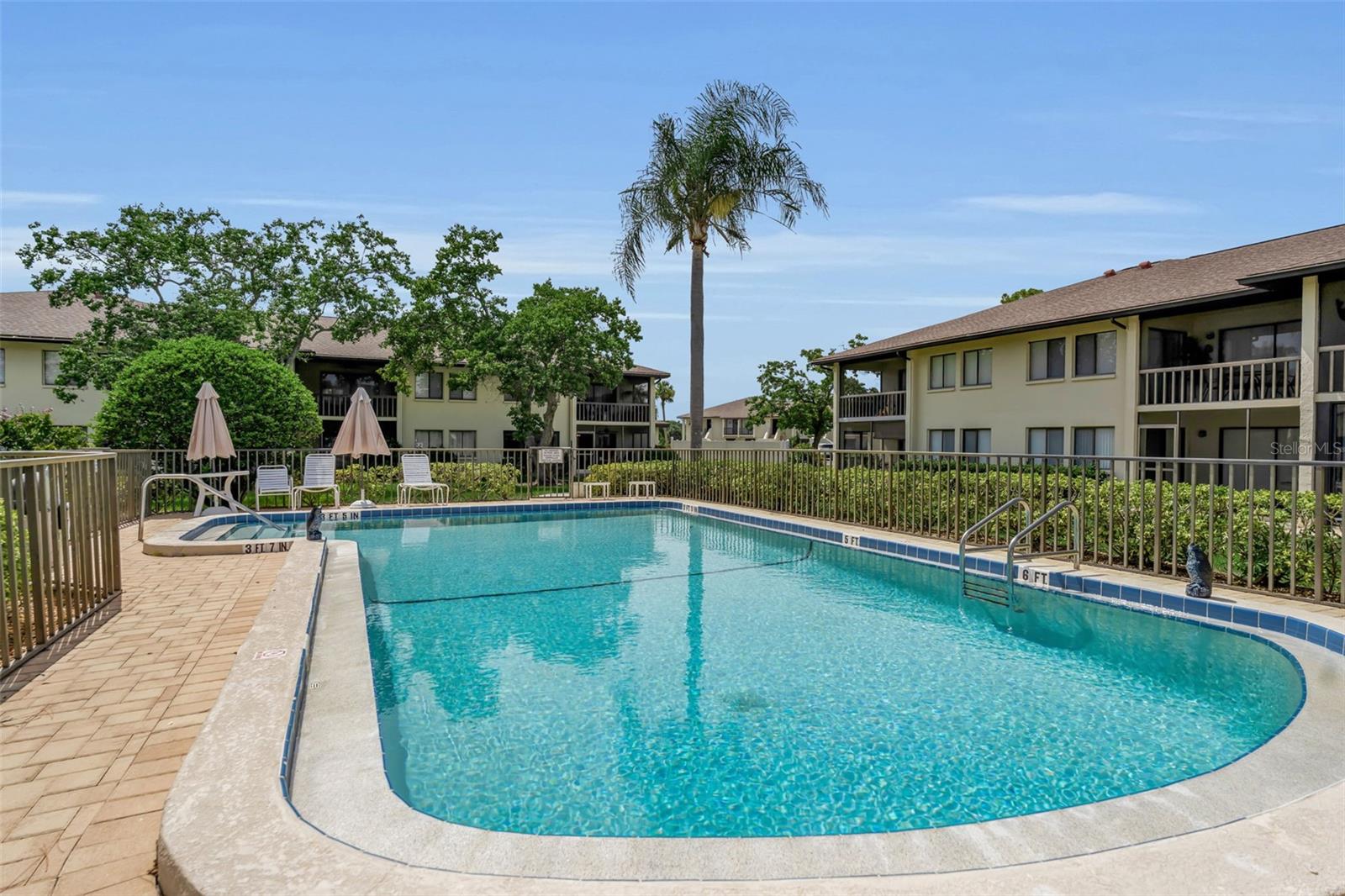 LONGWATER CHASE - Residential