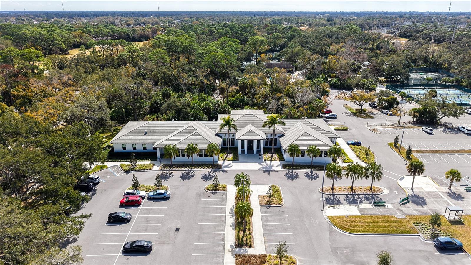 LONGWATER CHASE - Residential