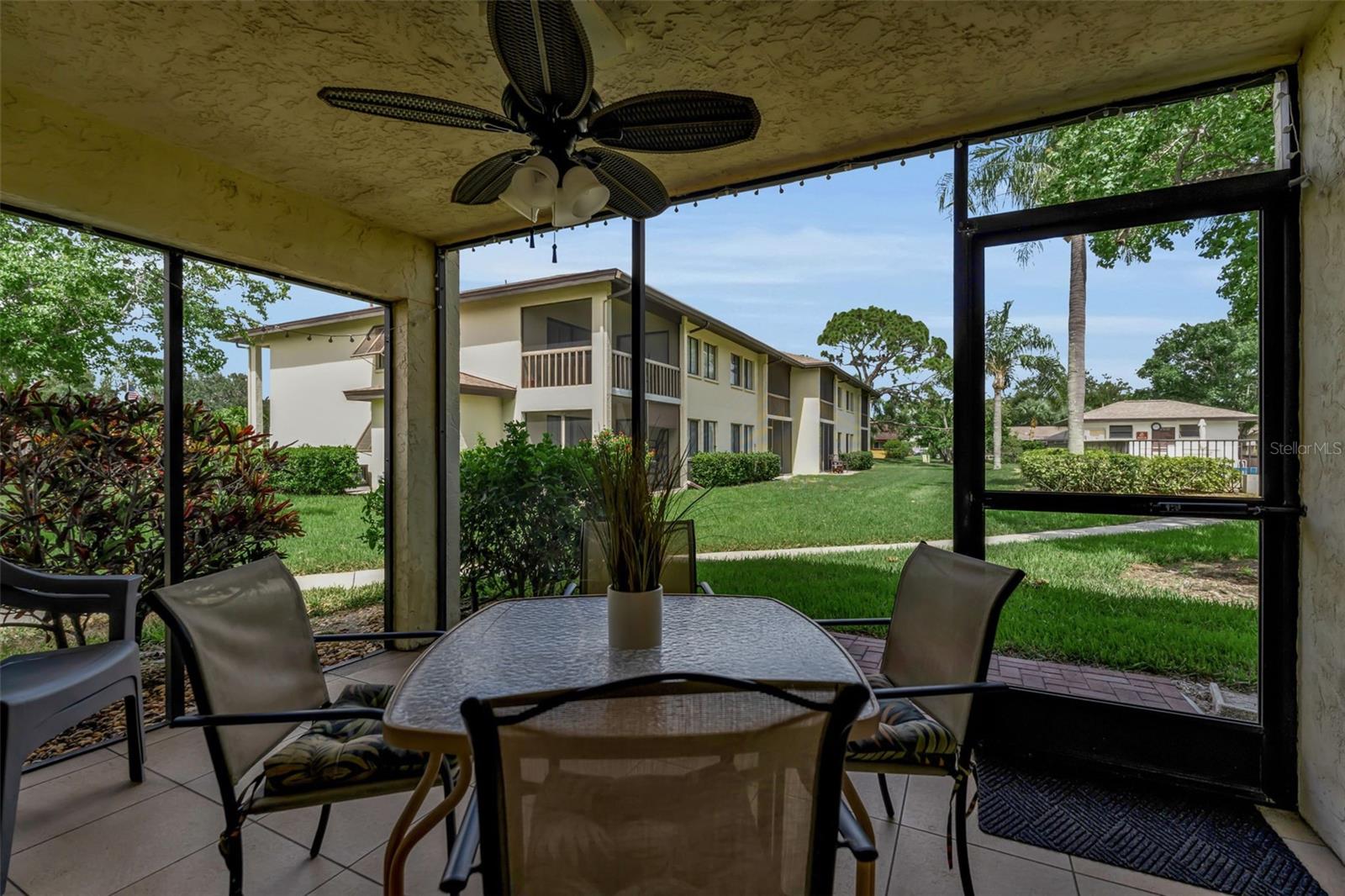 LONGWATER CHASE - Residential
