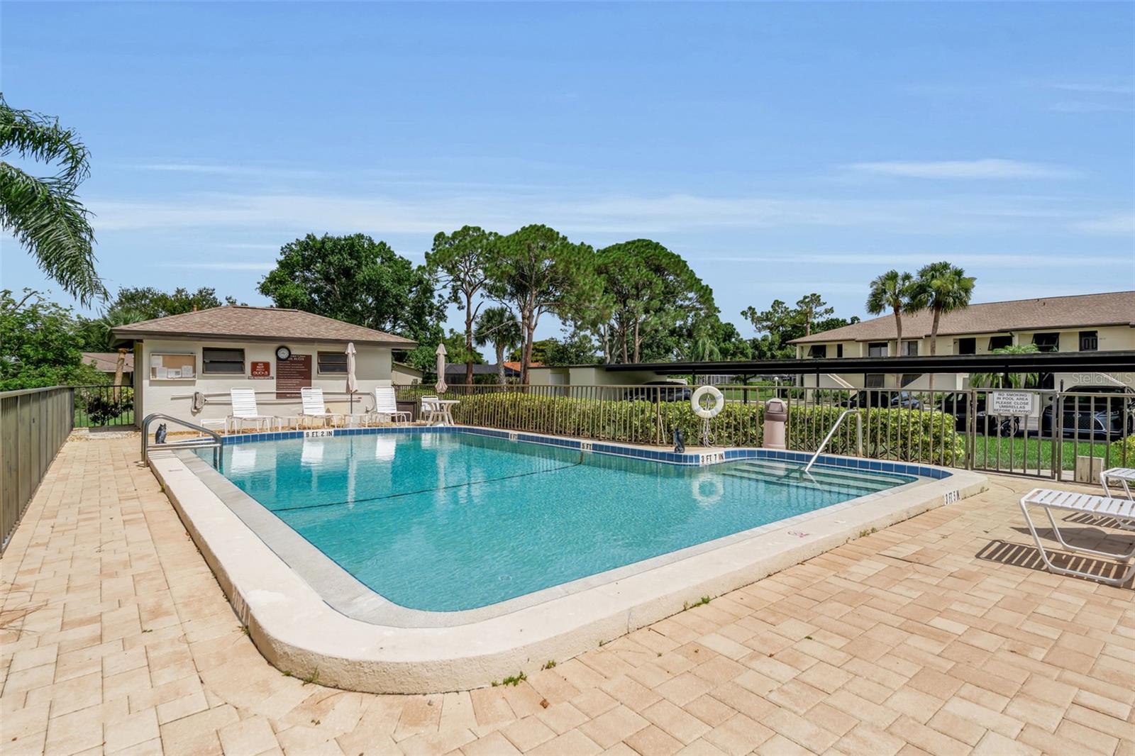 LONGWATER CHASE - Residential