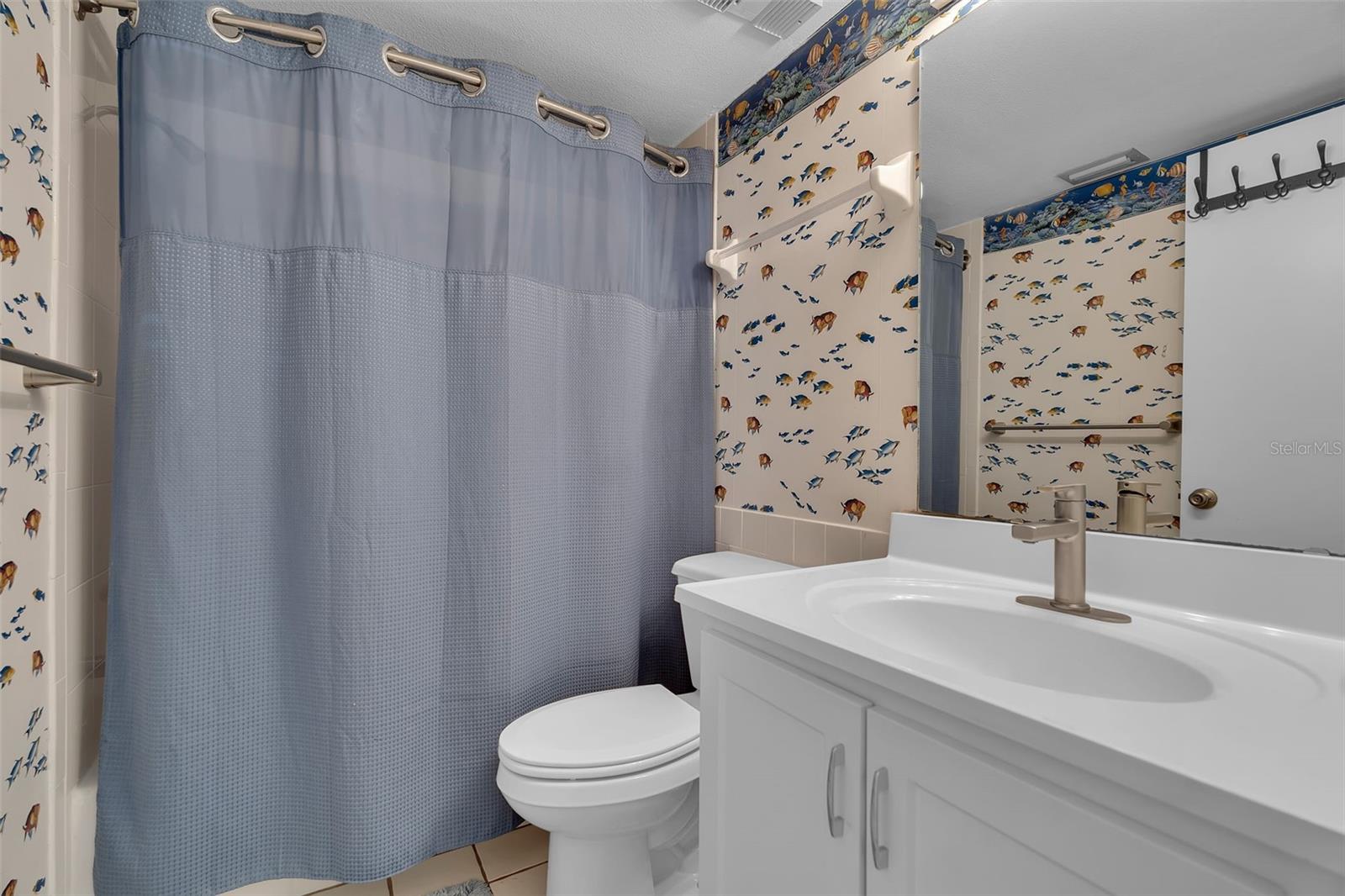 LONGWATER CHASE - Residential