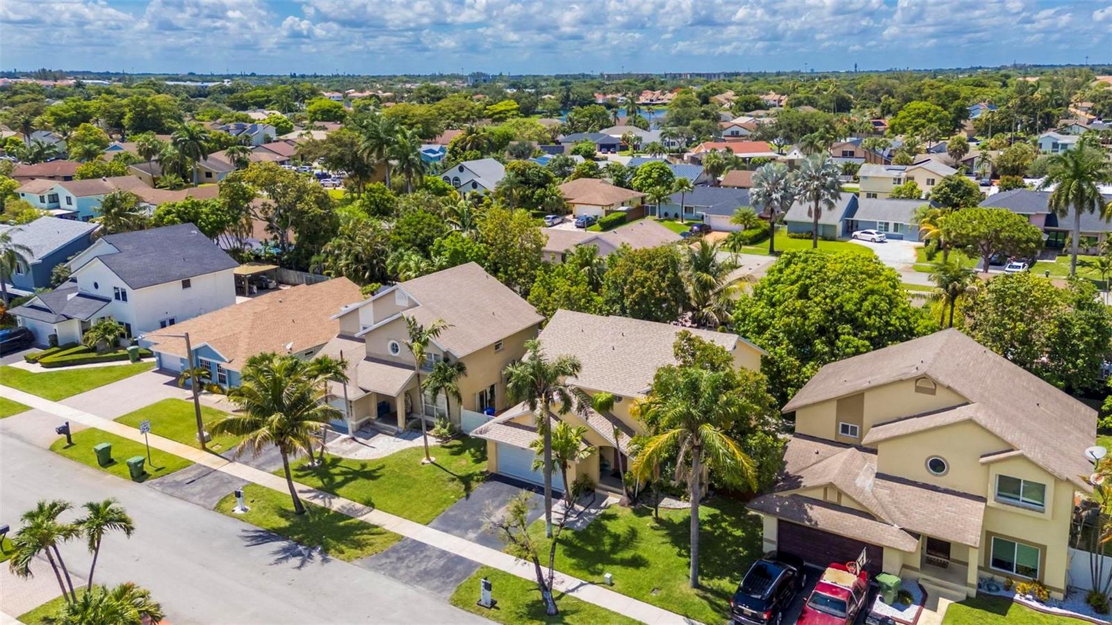 LAKESIDE SOUTH - Residential