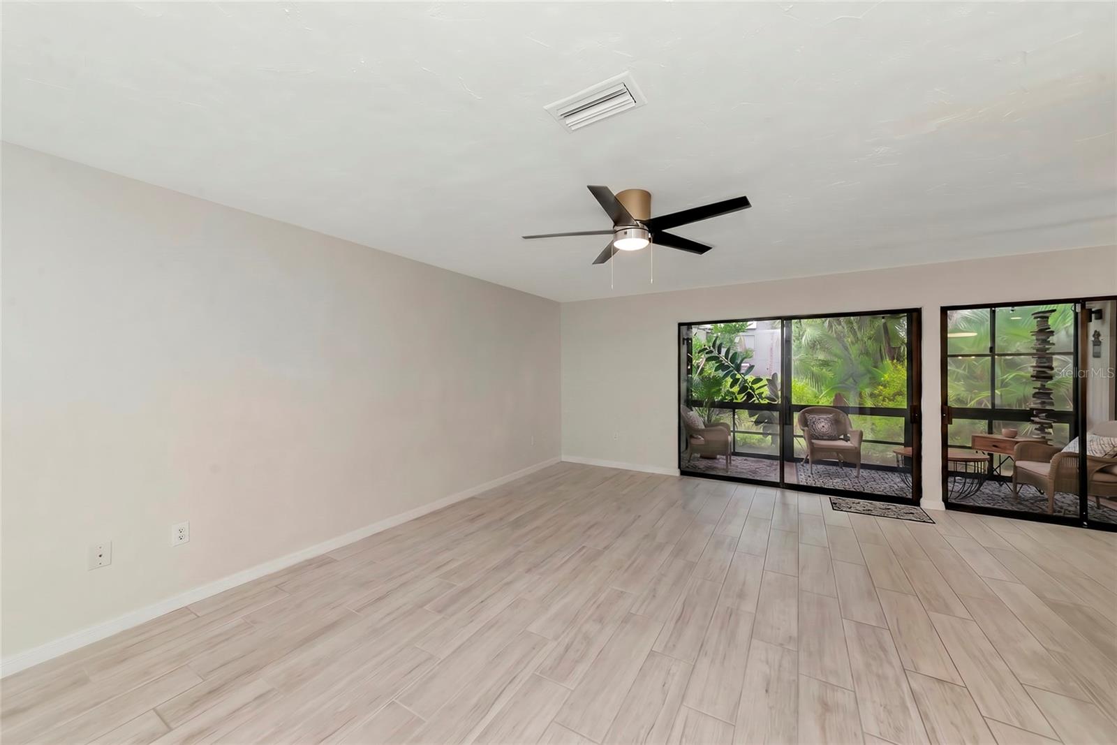 PINE RUN II - Residential
