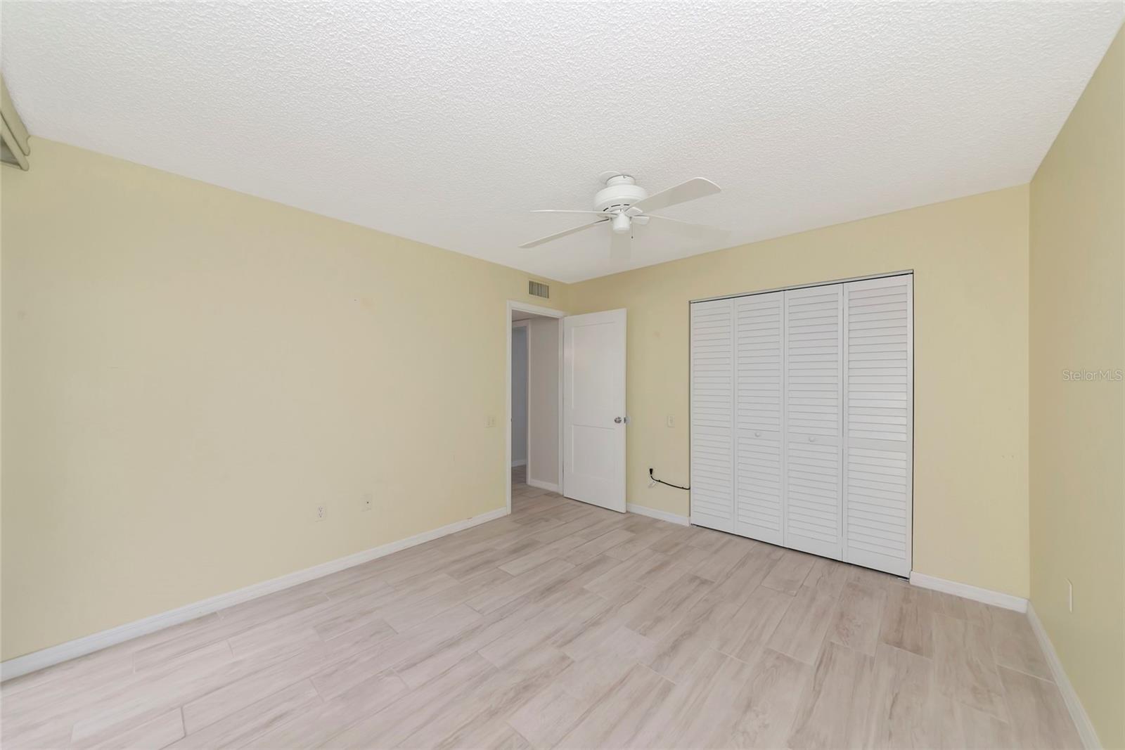 PINE RUN II - Residential