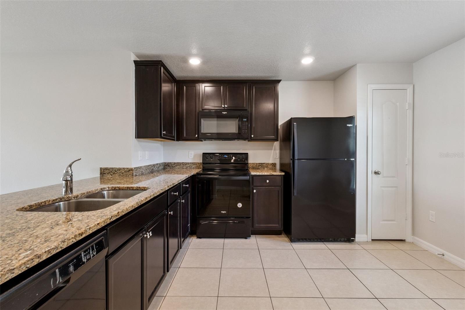 MASCOTTE LAKE JACKSON RIDGE PH 01 - Residential