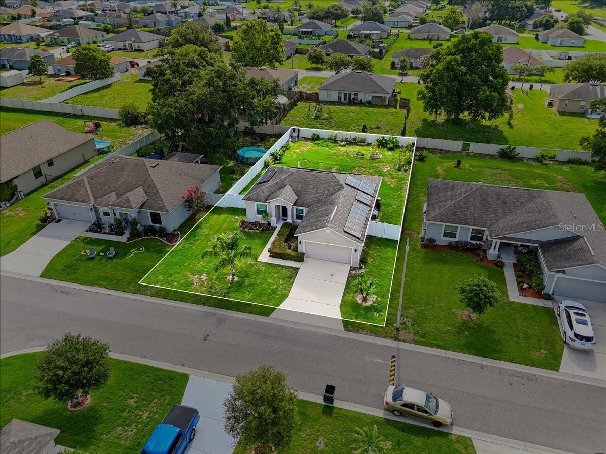 SOLIS GARDENS - Residential