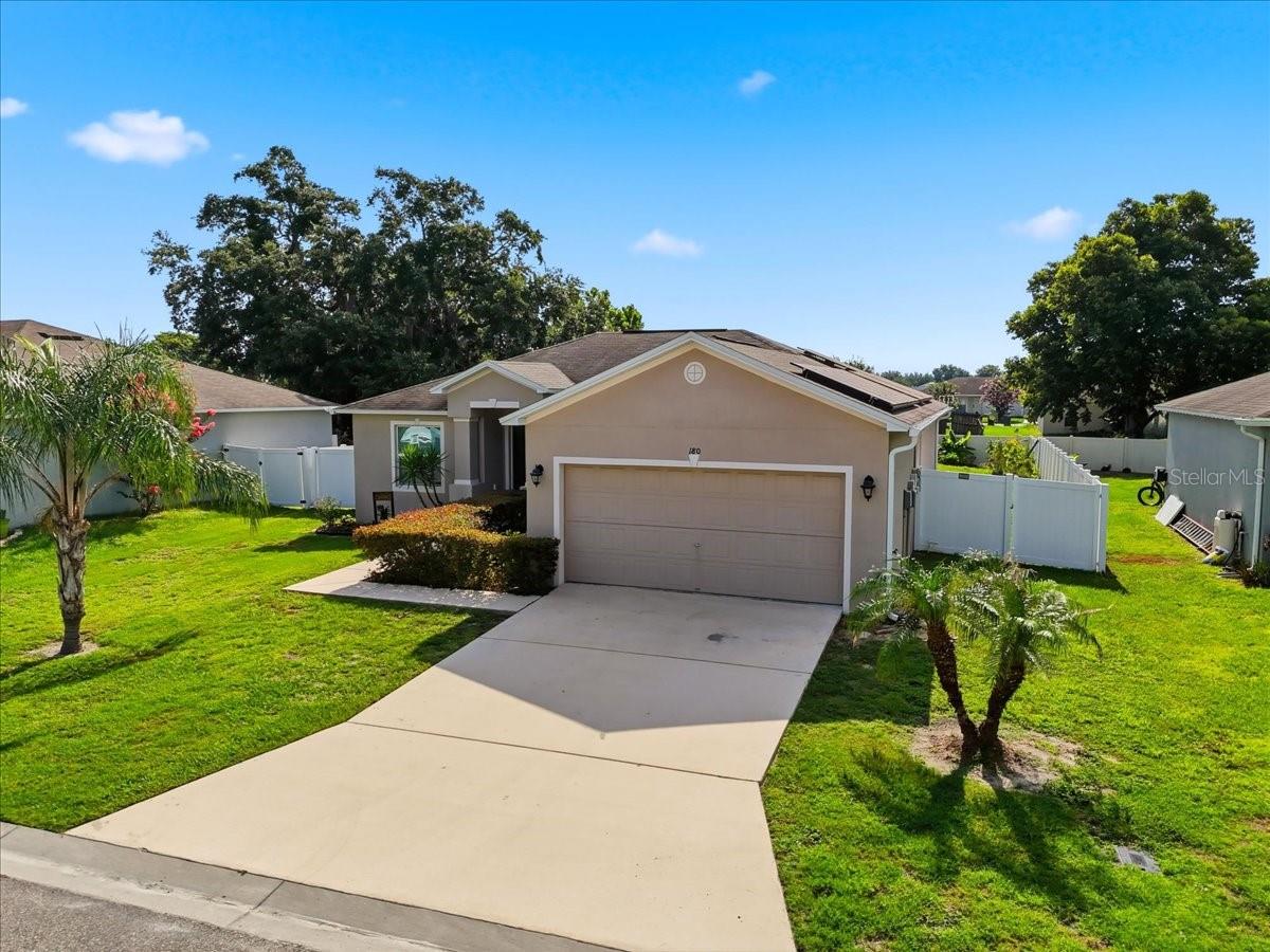 SOLIS GARDENS - Residential