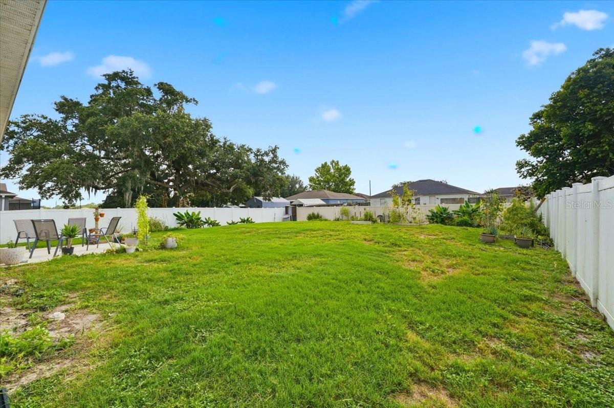 SOLIS GARDENS - Residential