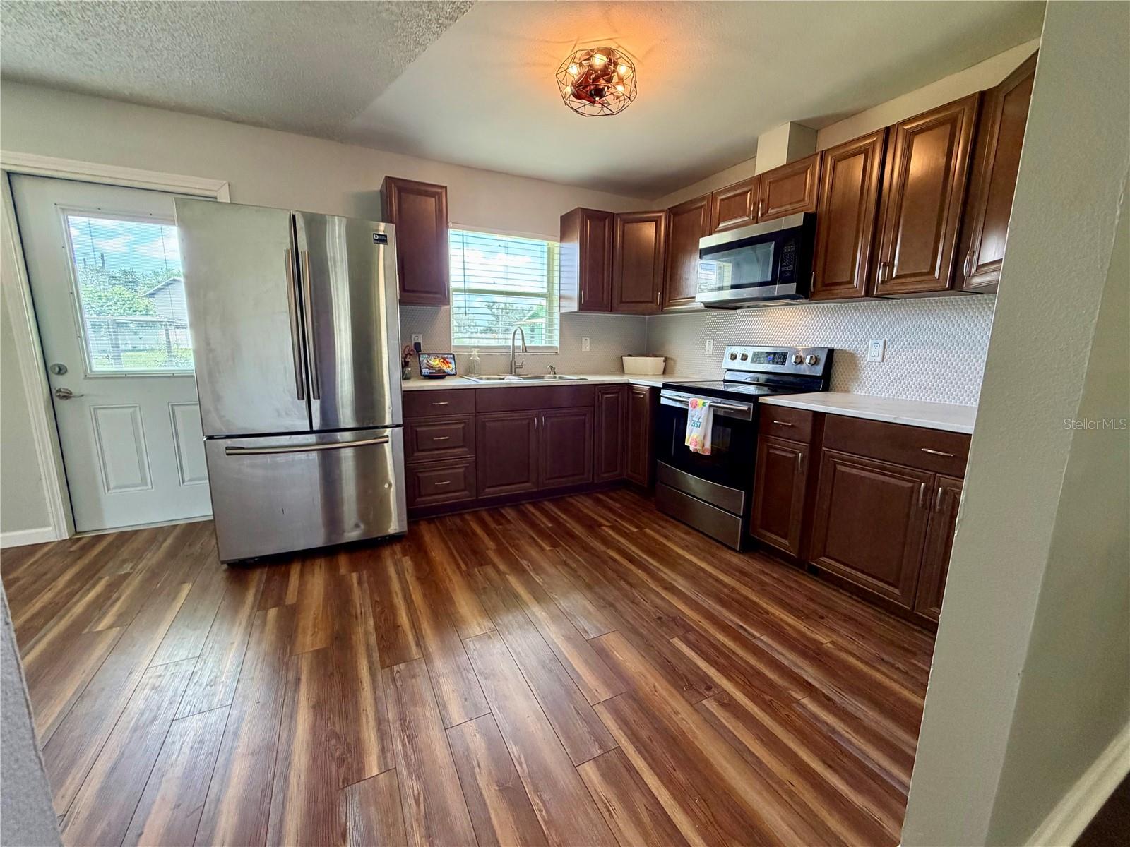 KELLERS SUB - Residential