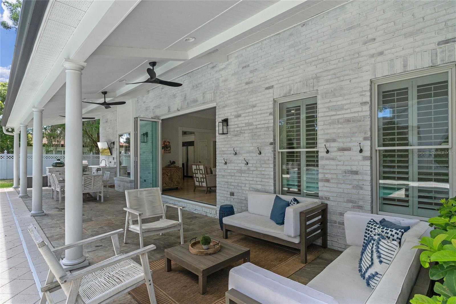FONTAINEBLEAU - Residential