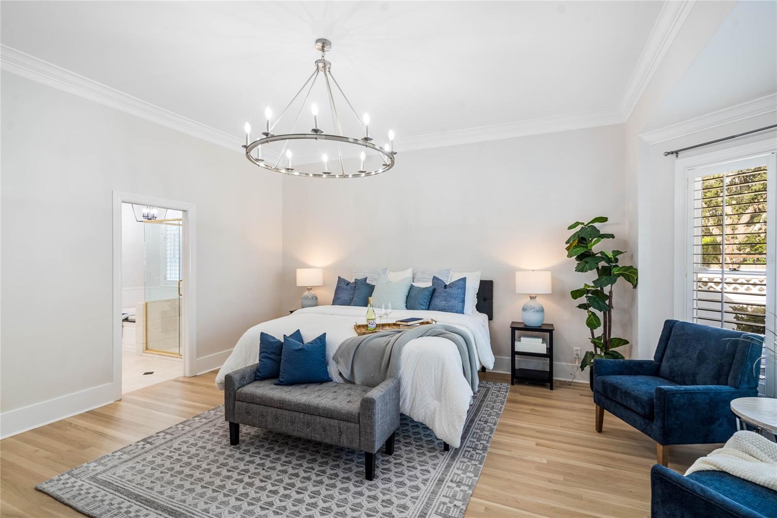 FONTAINEBLEAU - Residential