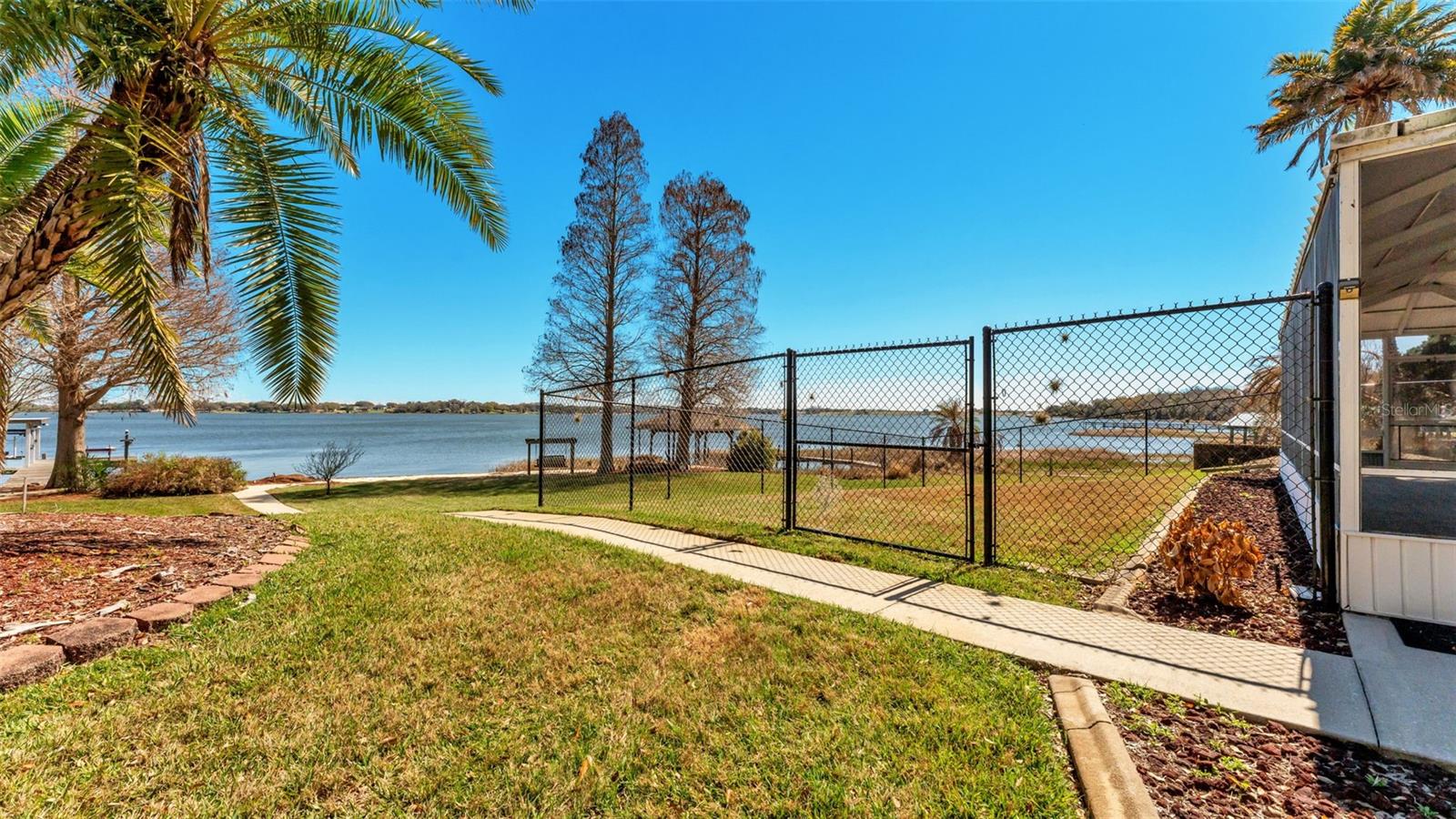 JULIANA WEST - Residential